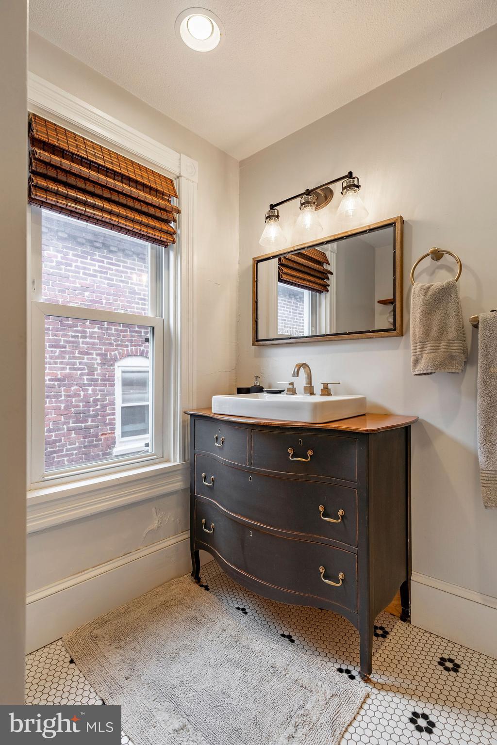 LANCASTER - Residential