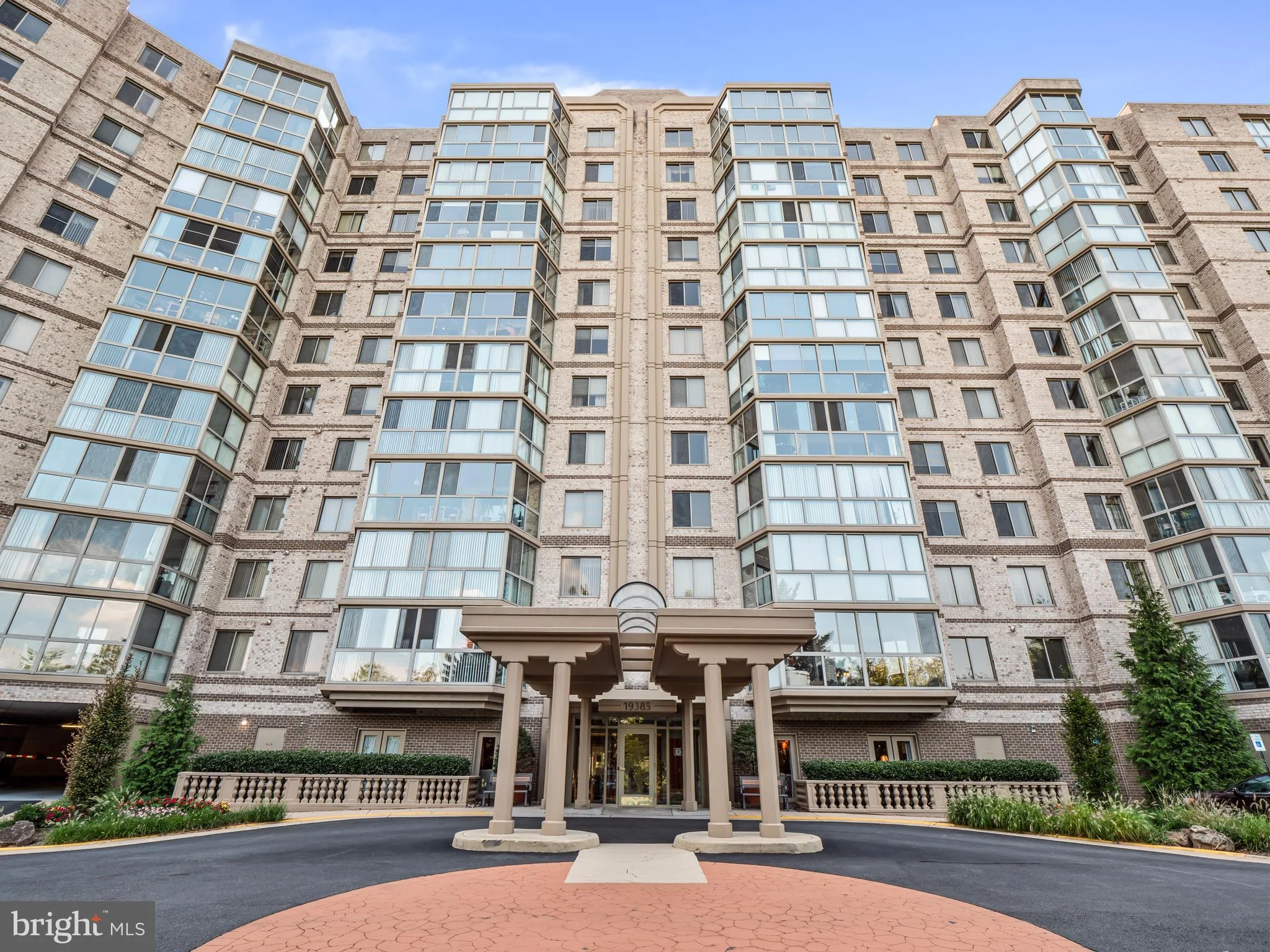 19385 Cypress Ridge Terrace Unit 607, Leesburg, VA 20176