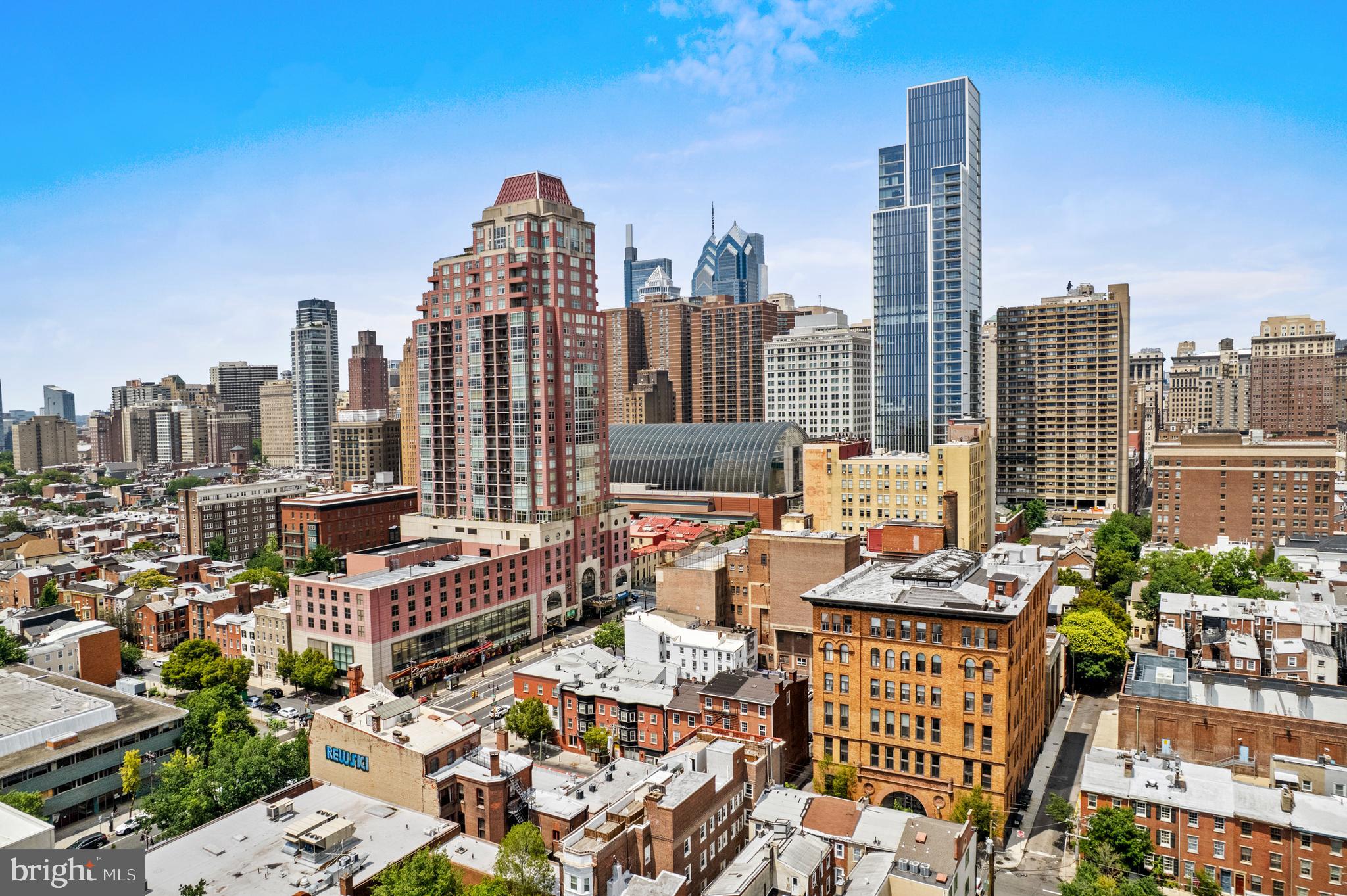 AVENUE OF THE ARTS - Residential