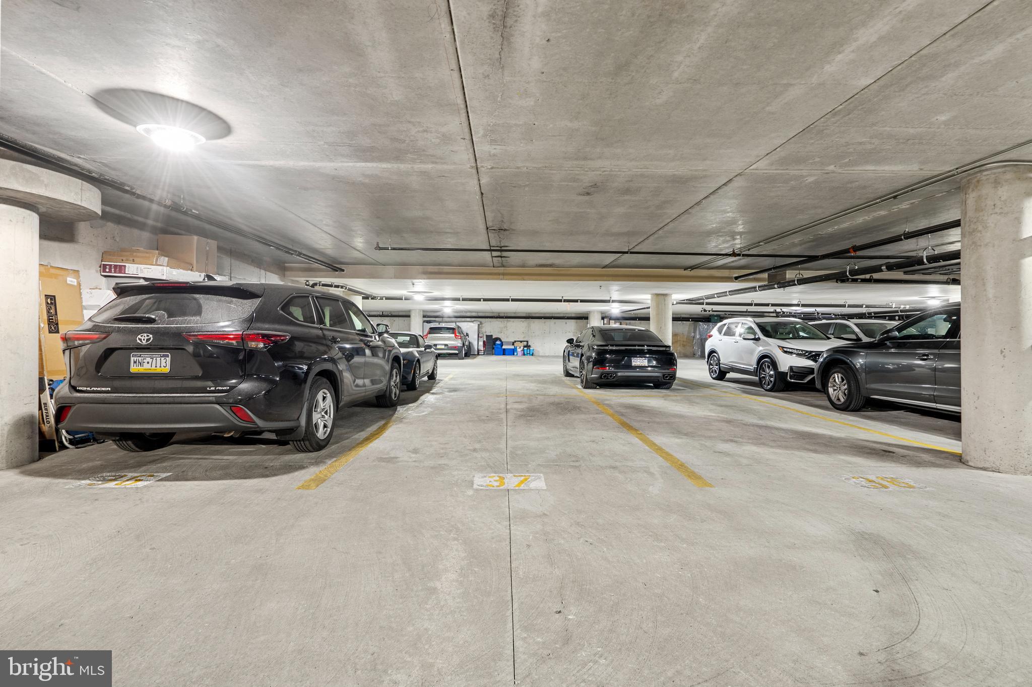 AVENUE OF THE ARTS - Residential