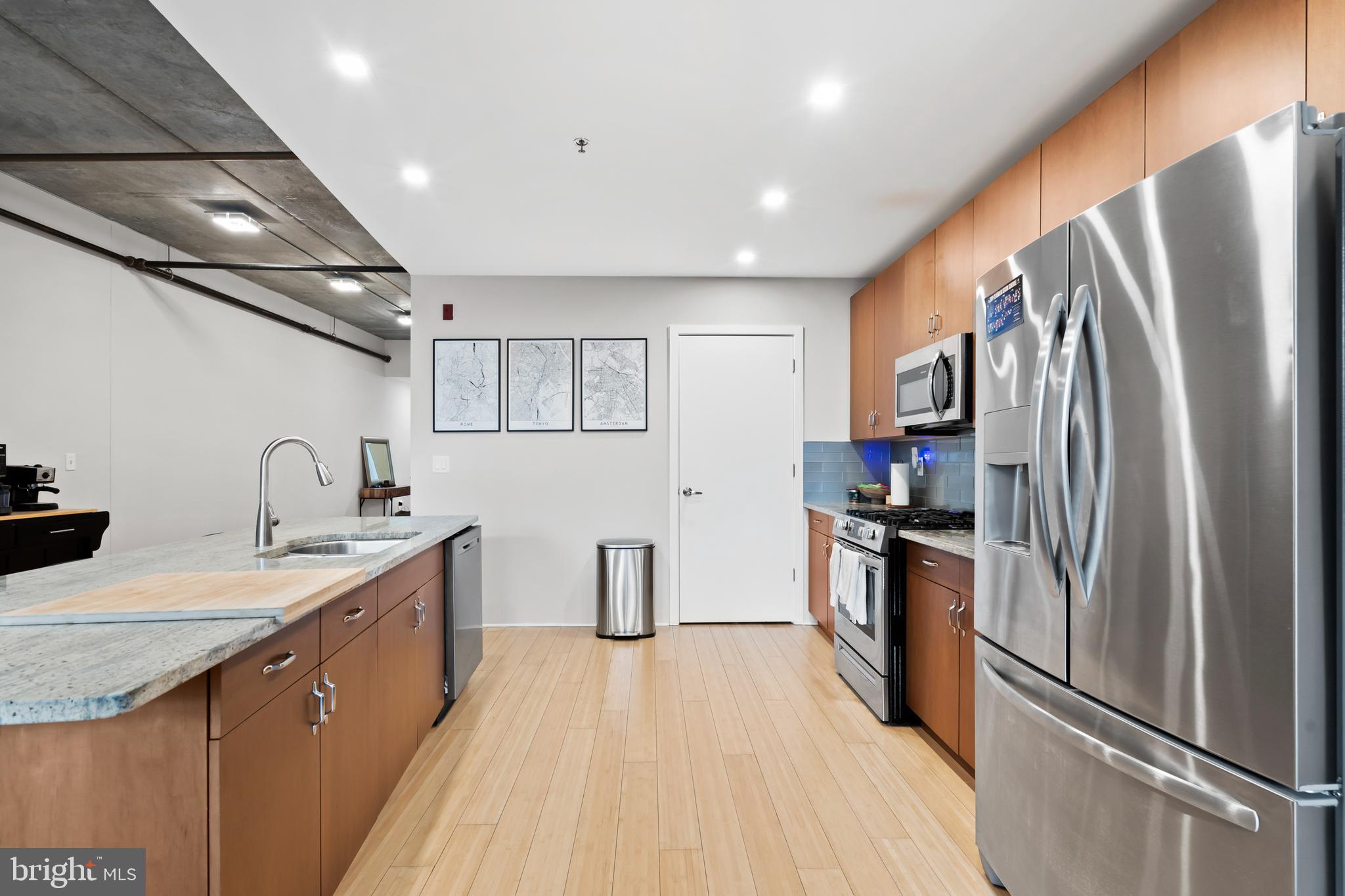 AVENUE OF THE ARTS - Residential