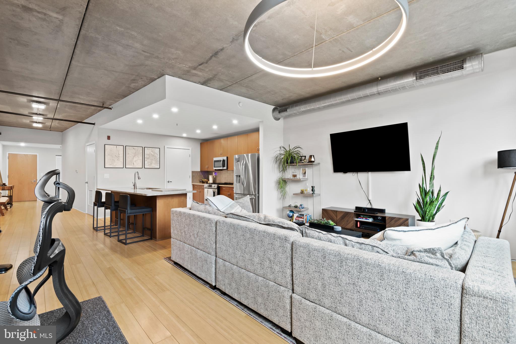 AVENUE OF THE ARTS - Residential