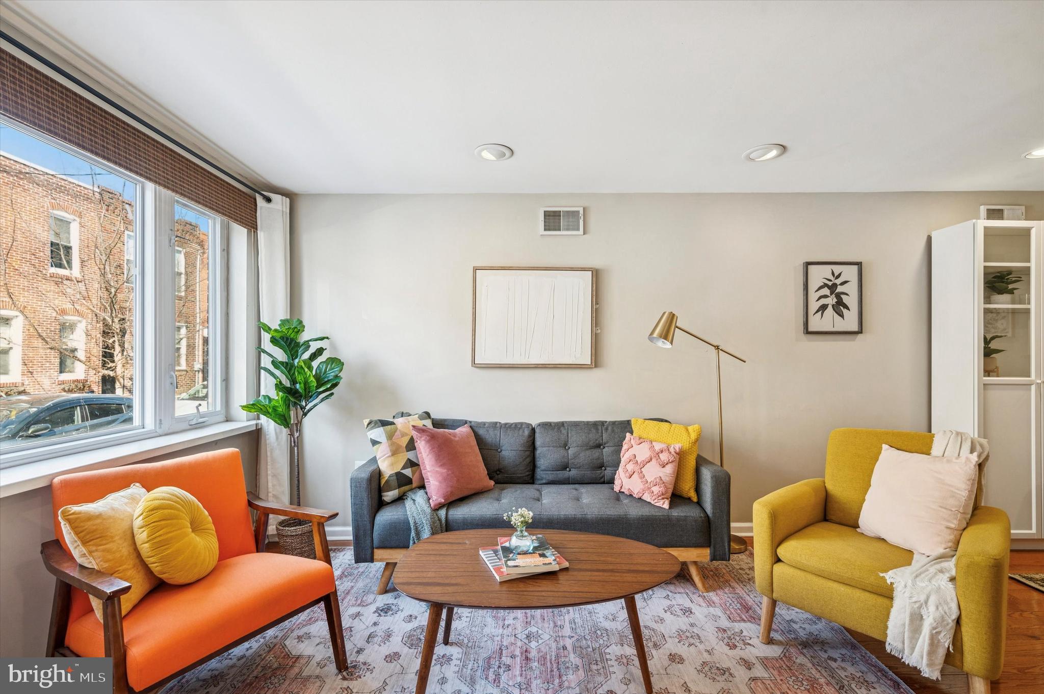 1913 S ISEMINGER STREET