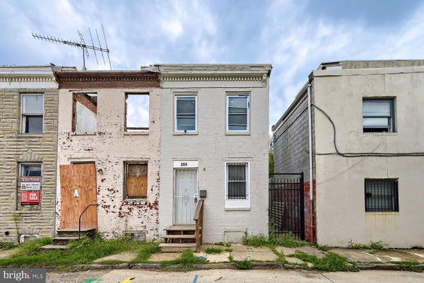 204 S VINCENT ST, BALTIMORE, MD 21223 - Image e9885a72fc0283fccc701f1f798d03b7/3262020138