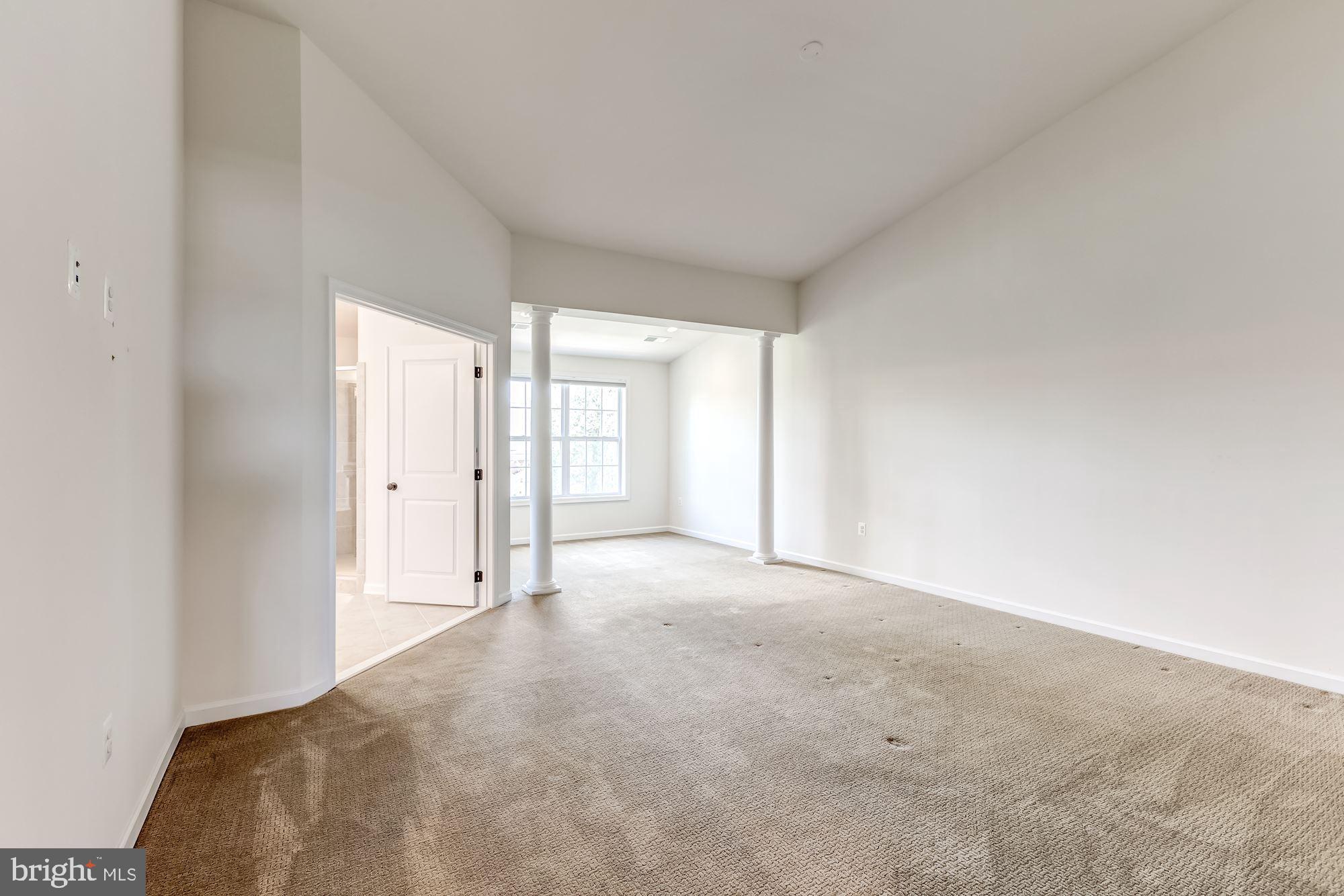 LOUDOUN VALLEY ESTATES 2 - Residential Lease