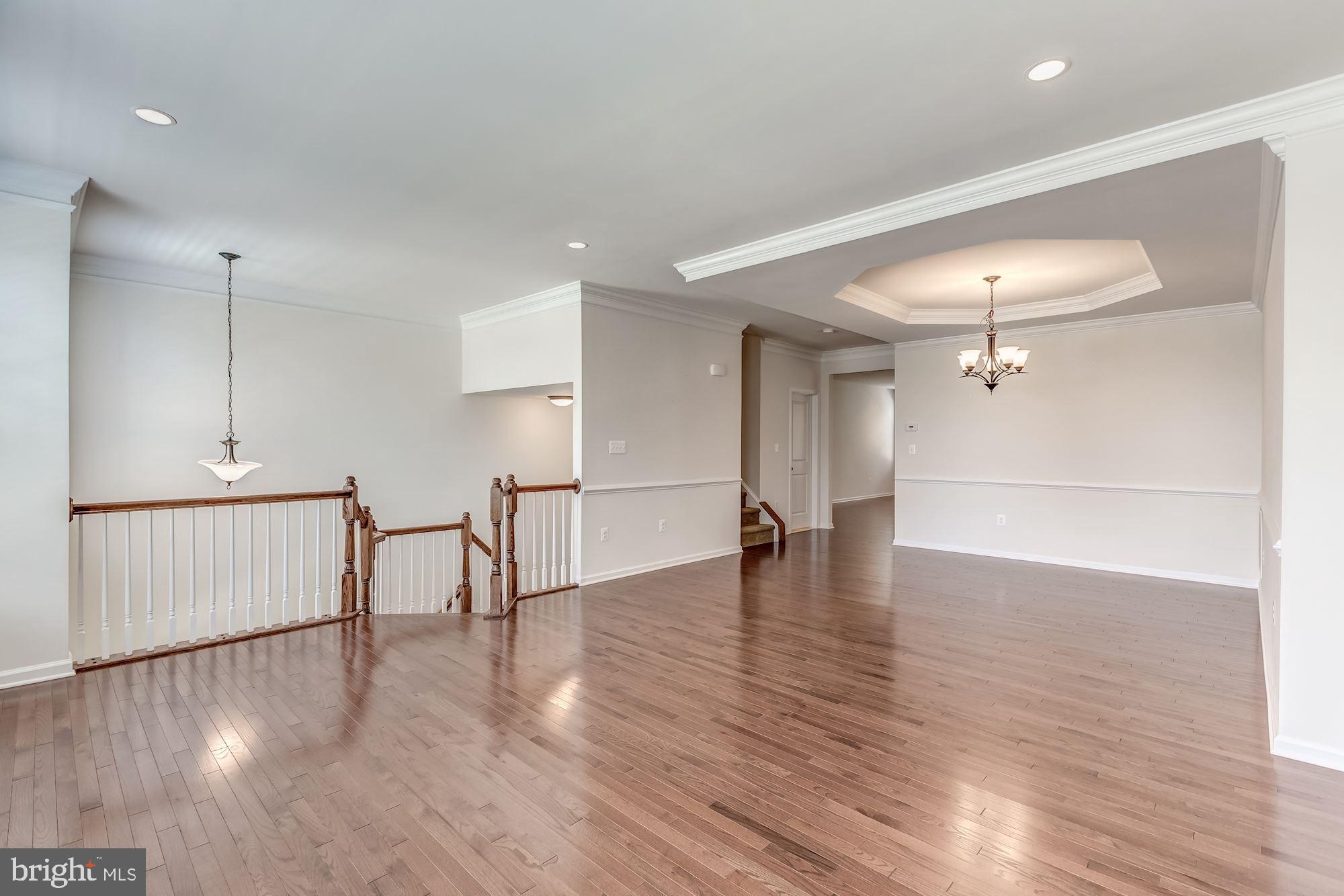 LOUDOUN VALLEY ESTATES 2 - Residential Lease