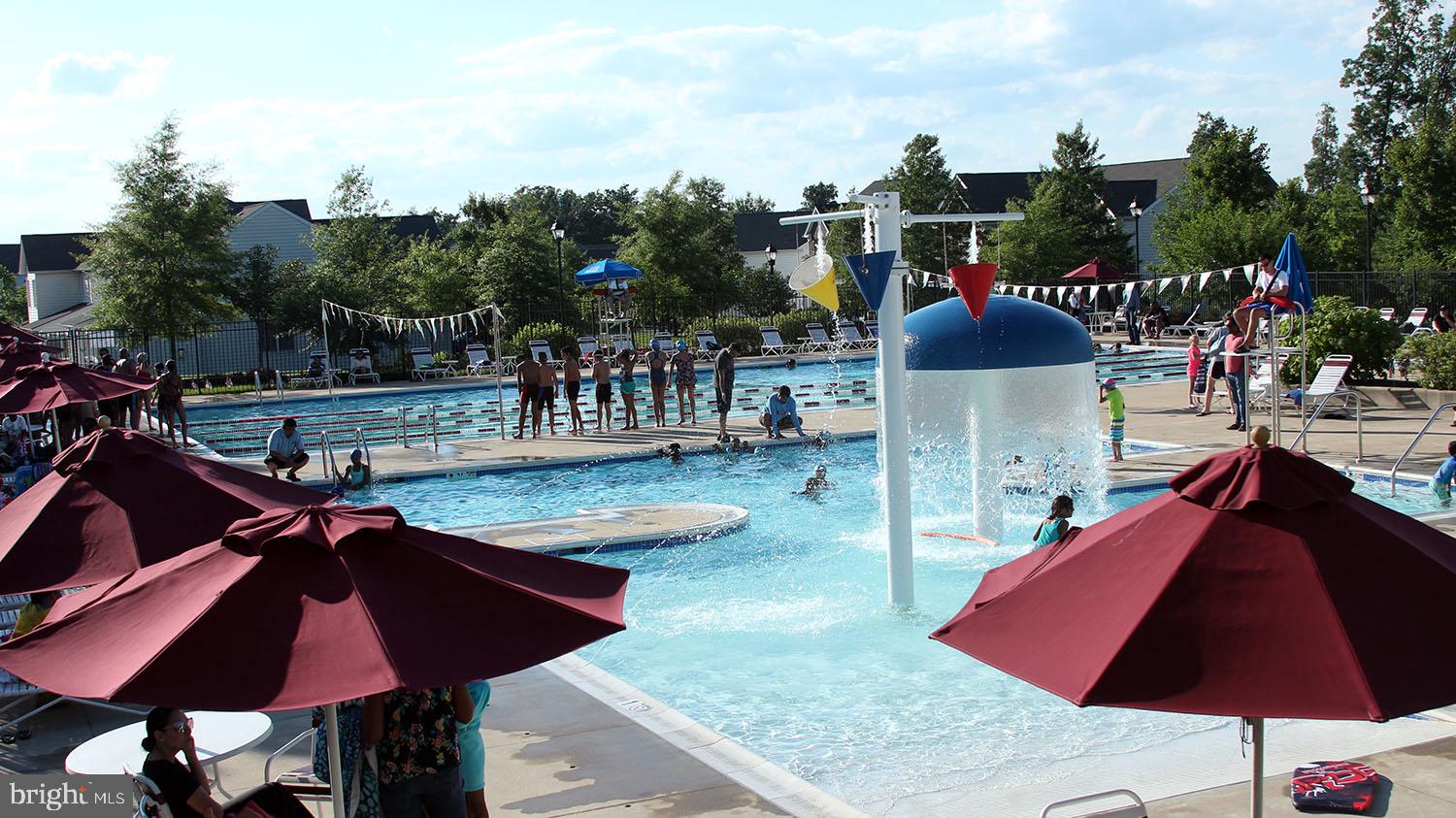 LOUDOUN VALLEY ESTATES 2 - Residential Lease