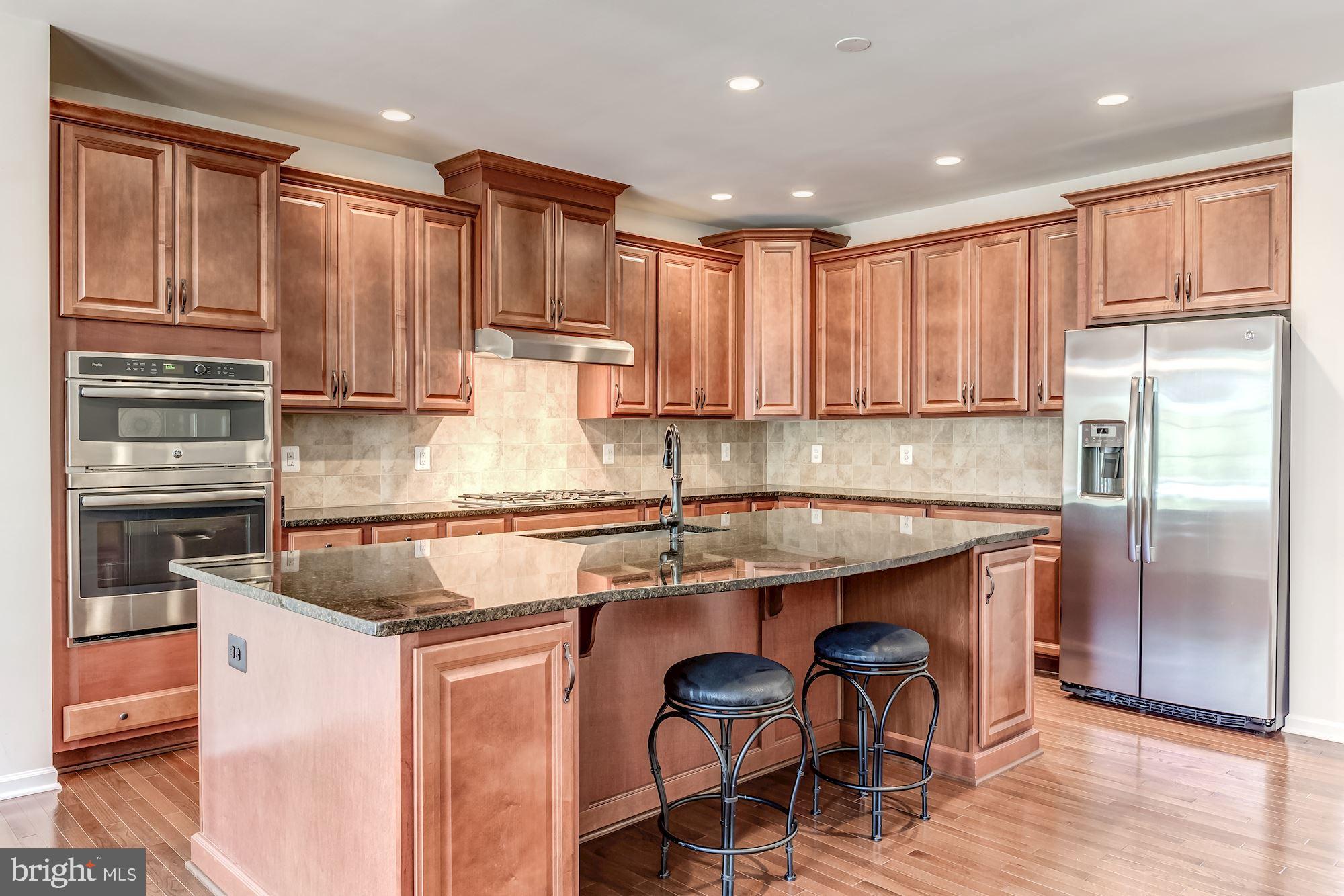 LOUDOUN VALLEY ESTATES 2 - Residential Lease