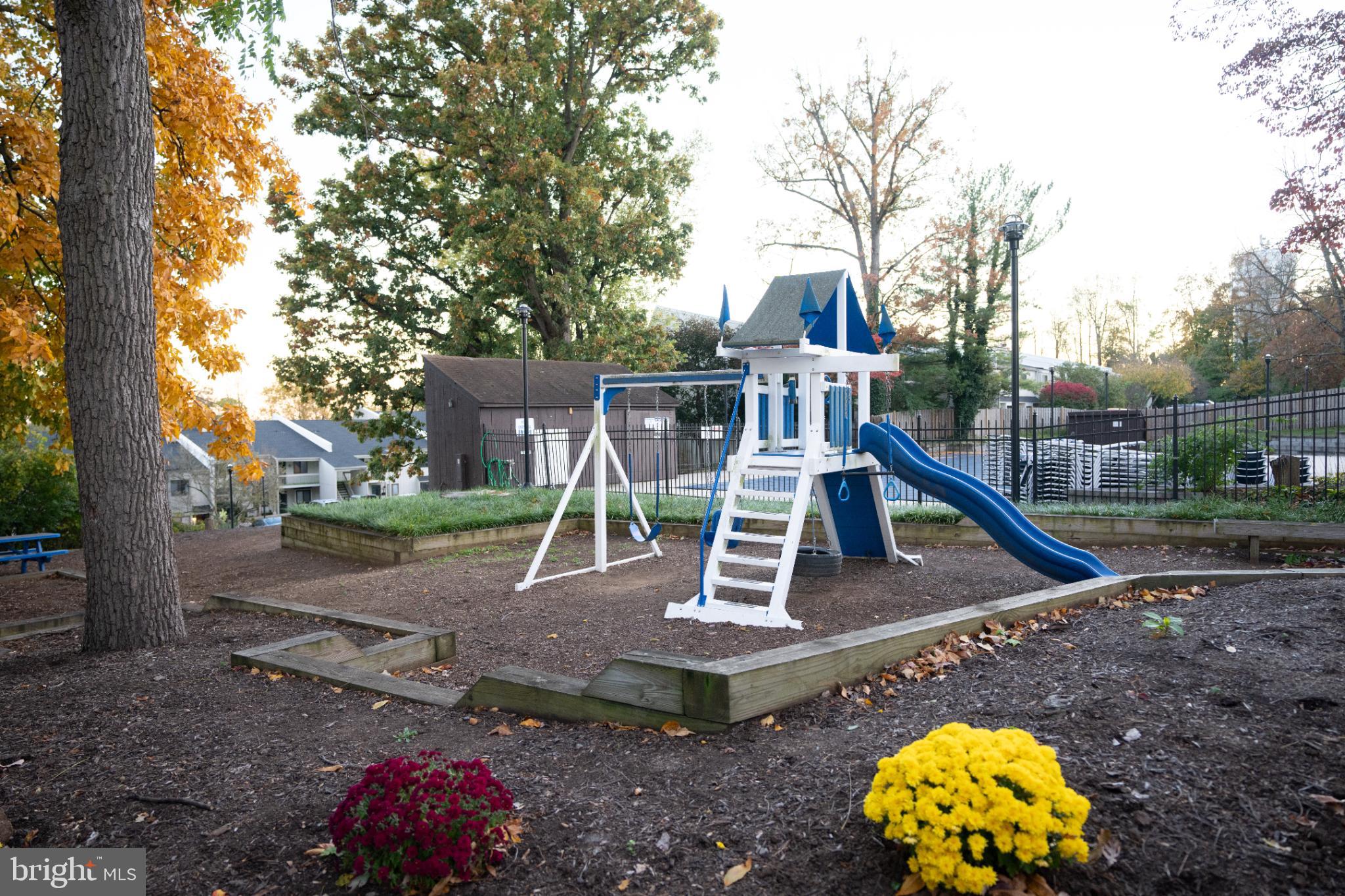 SUMMIT HOUSE - Residential