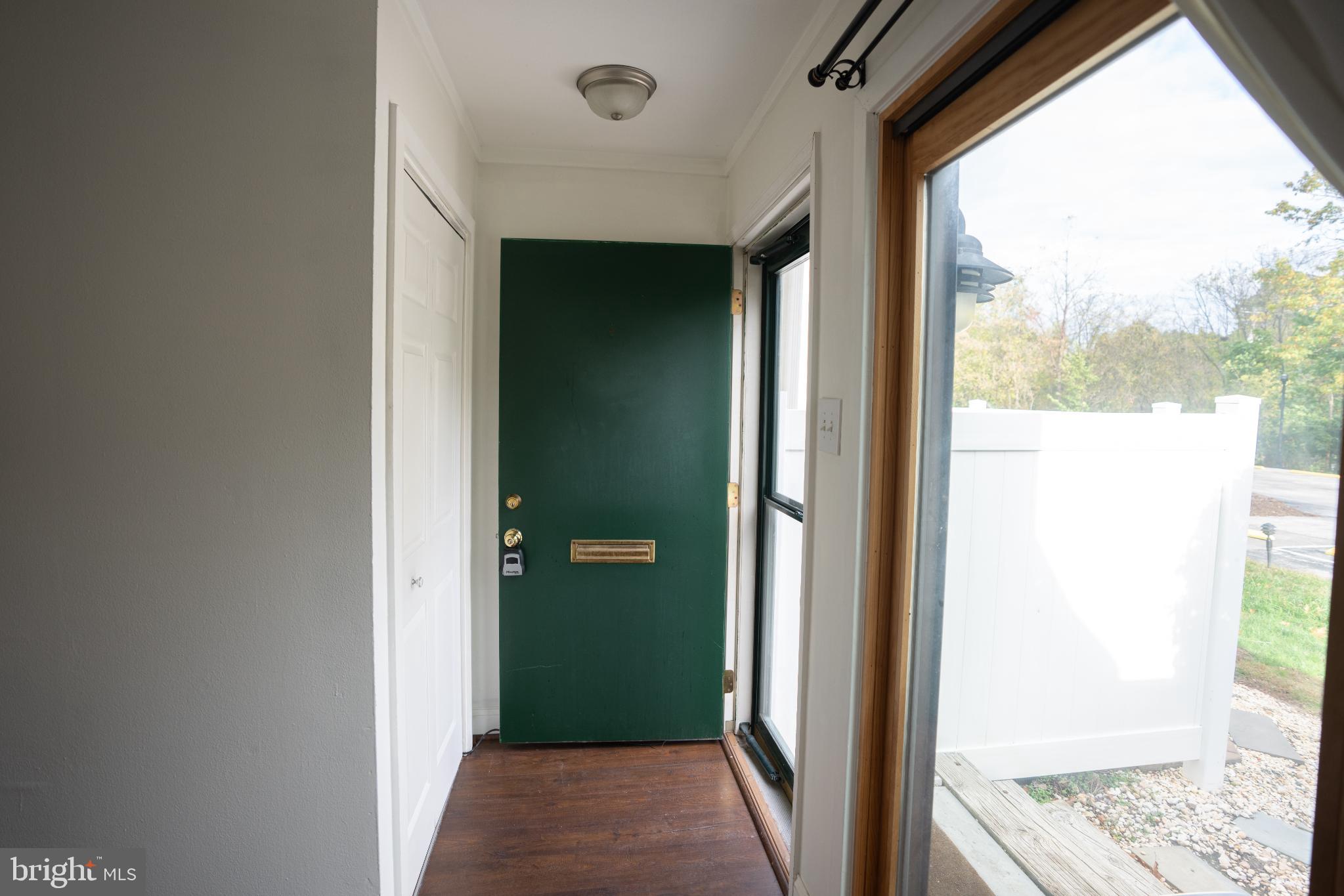 SUMMIT HOUSE - Residential