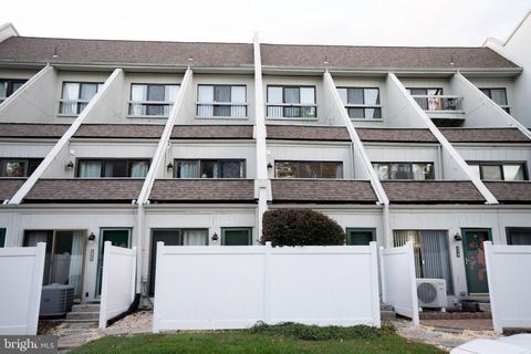 573 SUMMIT HOUSE WEST CHESTER PA 19382