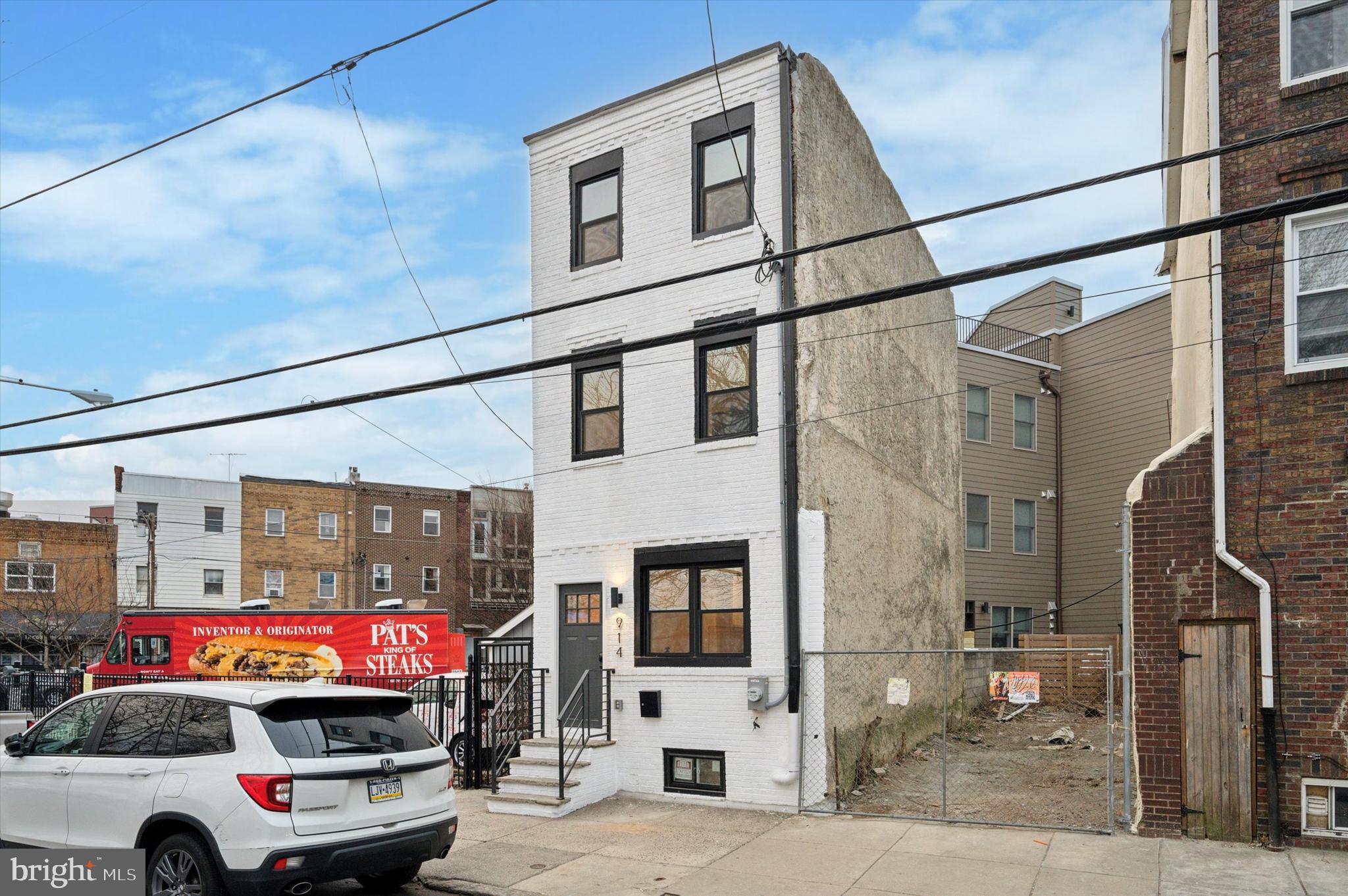 PASSYUNK SQUARE - Residential