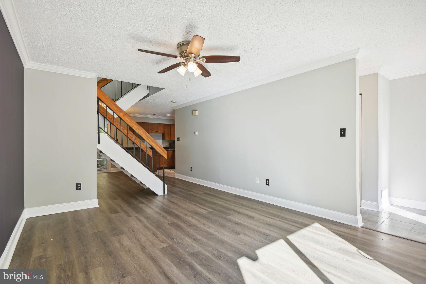 SOUTHGATE SQUARE CLUSTER - Residential Lease