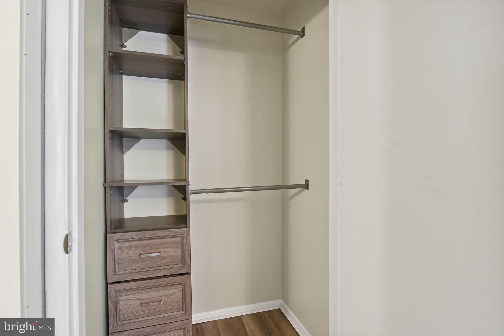 SOUTHGATE SQUARE CLUSTER - Residential Lease