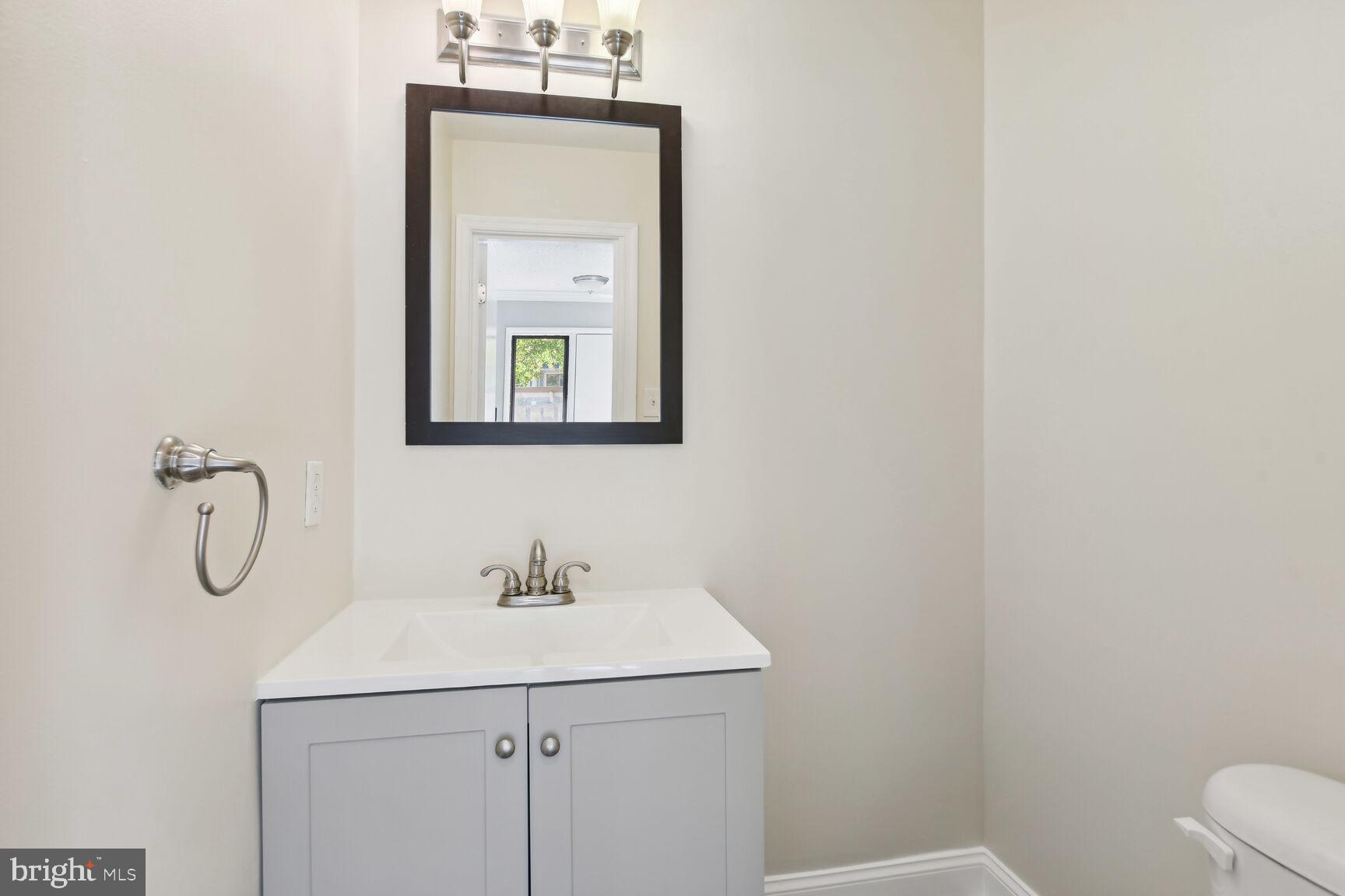 SOUTHGATE SQUARE CLUSTER - Residential Lease