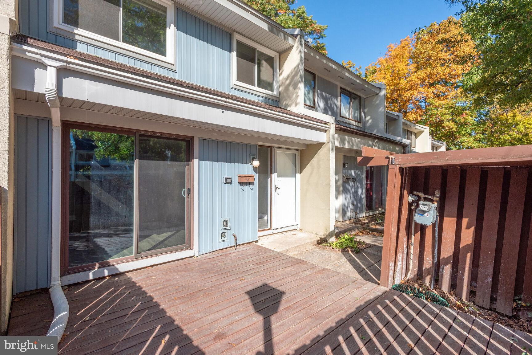 SOUTHGATE SQUARE CLUSTER - Residential Lease