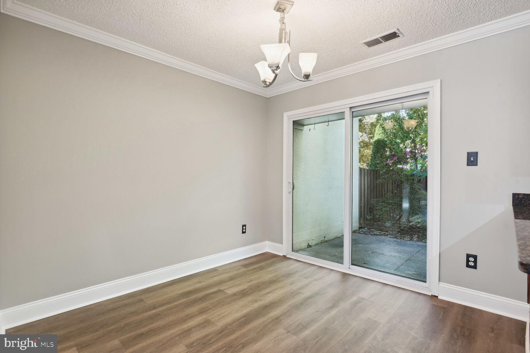 SOUTHGATE SQUARE CLUSTER - Residential Lease