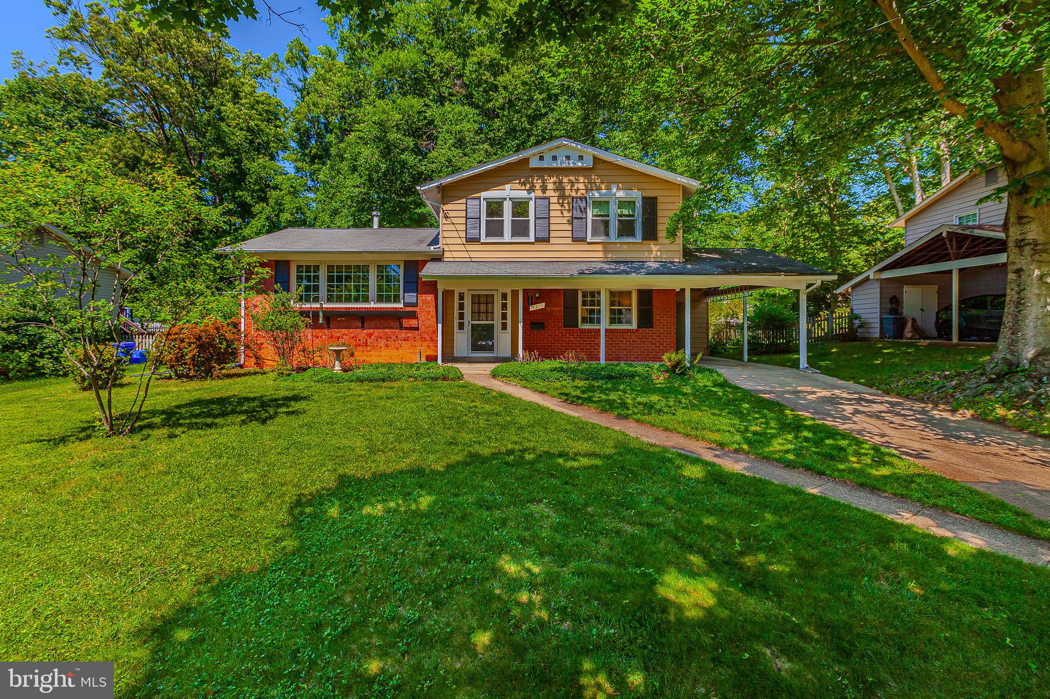 ROCK CREEK MANOR - Residential