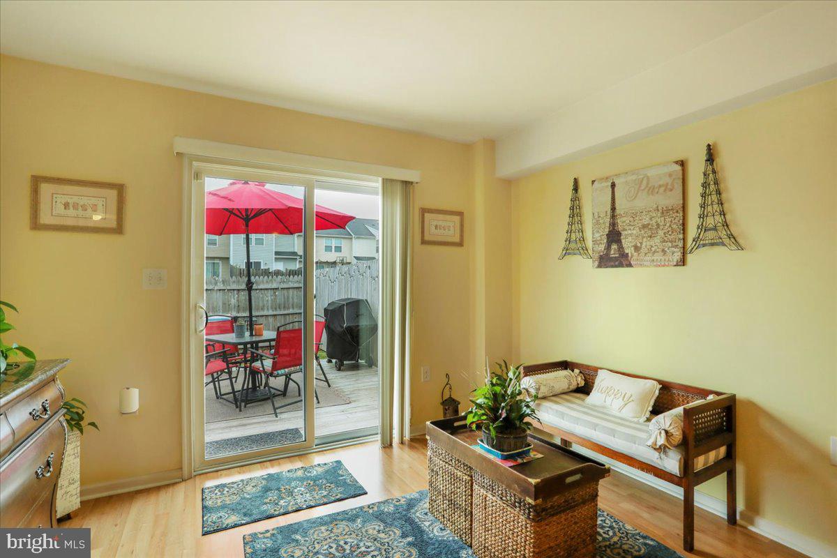 MANOR PARK - Residential