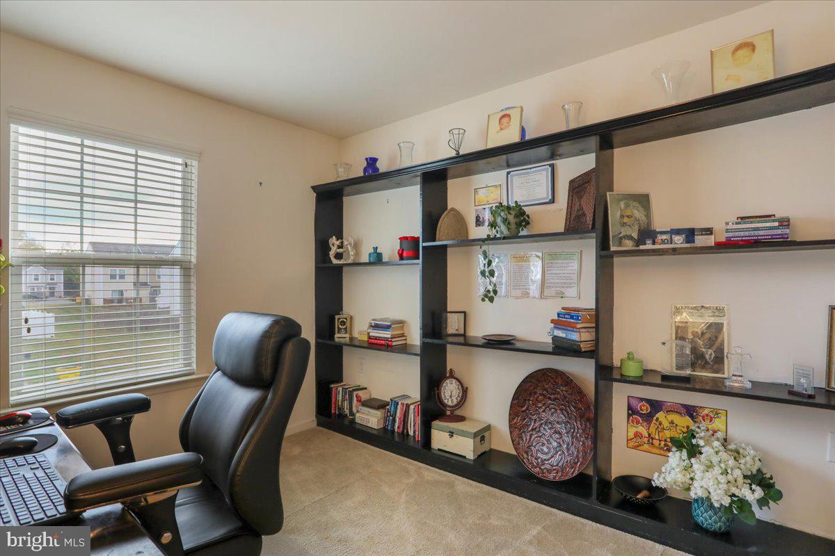 MANOR PARK - Residential