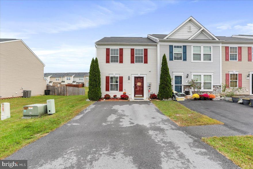 **Multiple Offers,  Offer Deadline Mon., Oct 20th at 9pm**Welcome home to this one-owner, end-unit, well maintained move-in ready home in the highly sought after neighborhood of Manor Park! This conventional style two story townhouse has it all, including bump outs! Entering into the main level you will find a spacious living room,  a half bath, a gorgeous eat-in kitchen; complete with an island and tile backsplash. This semi-open concept is perfect for entertaining!  You will also find a large sitting area right off of the dining area  that could be used for anything.  Upstairs you will find three amble size bedrooms, a laundry room, and an additional full guest bathroom. The primary suite is impressively large with the bump out, and includes a full ensuite.  One of the best features of this home- is the outside! The fenced in back yard comes complete with a deck perfect for relaxing and enjoying company or just a cup of coffee. It will be easy to accommodate company with an XL driveway that can park multiple cars.  Located just minutes away from I81, Rte 9, Rte 11, coffee shops, dining, grocery stores, and shopping! You won't want to miss this beautiful home!