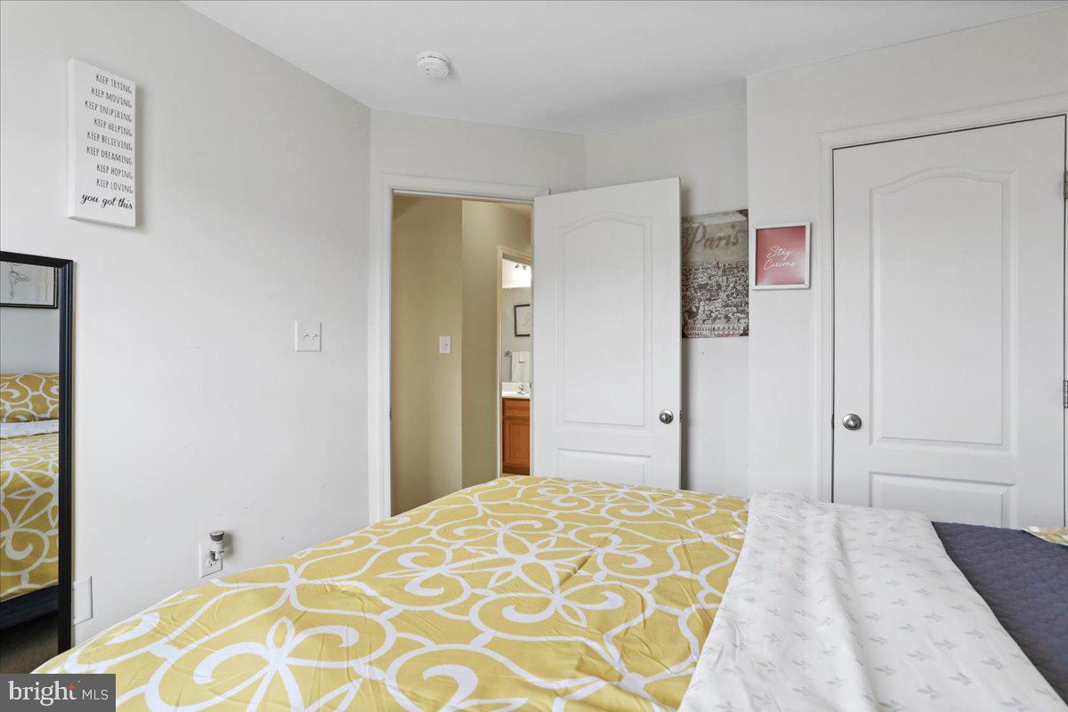 MANOR PARK - Residential