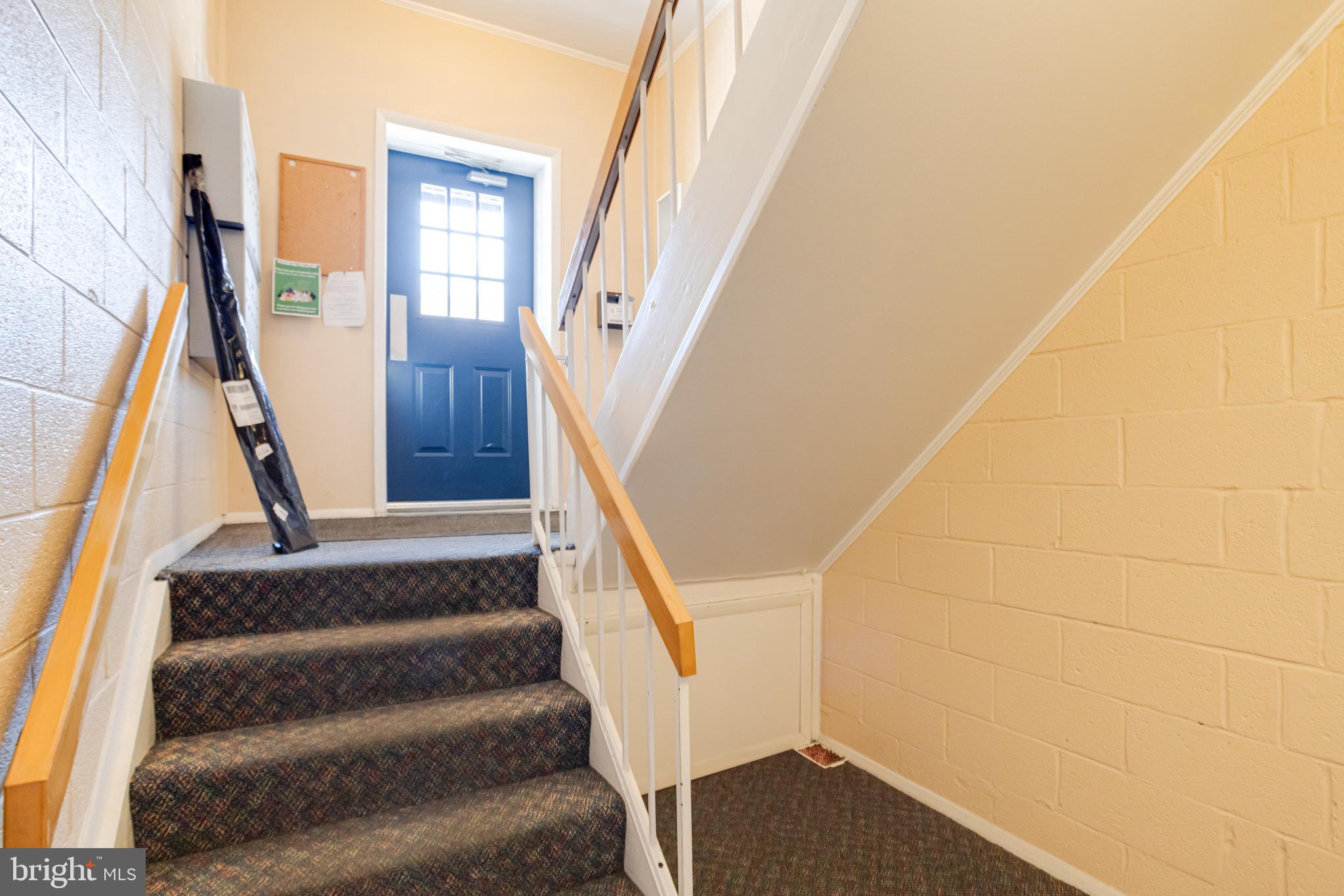 HIGHPOINTE CONDOMINIUM - Residential