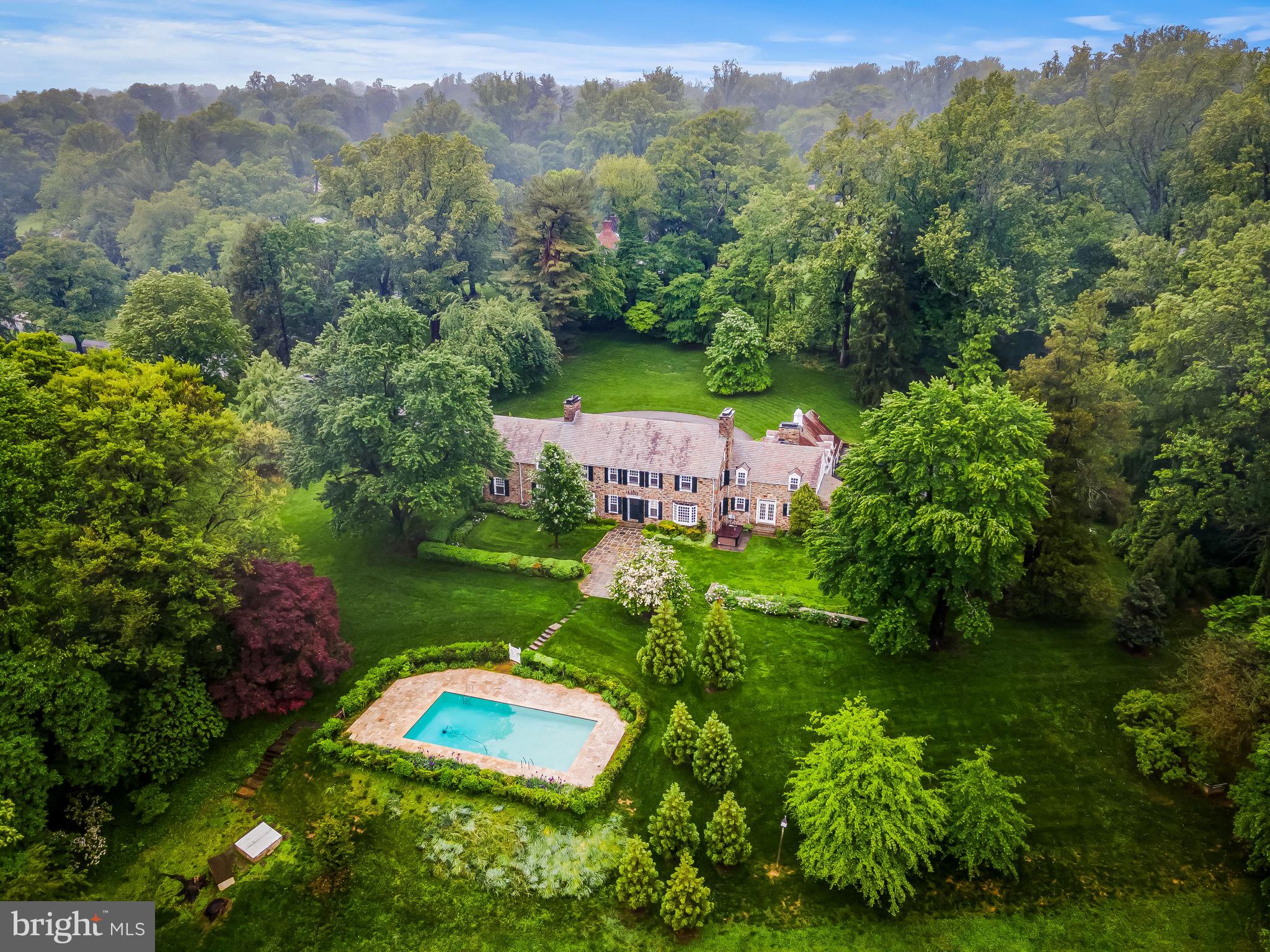 211 GOLF COURSE ROAD