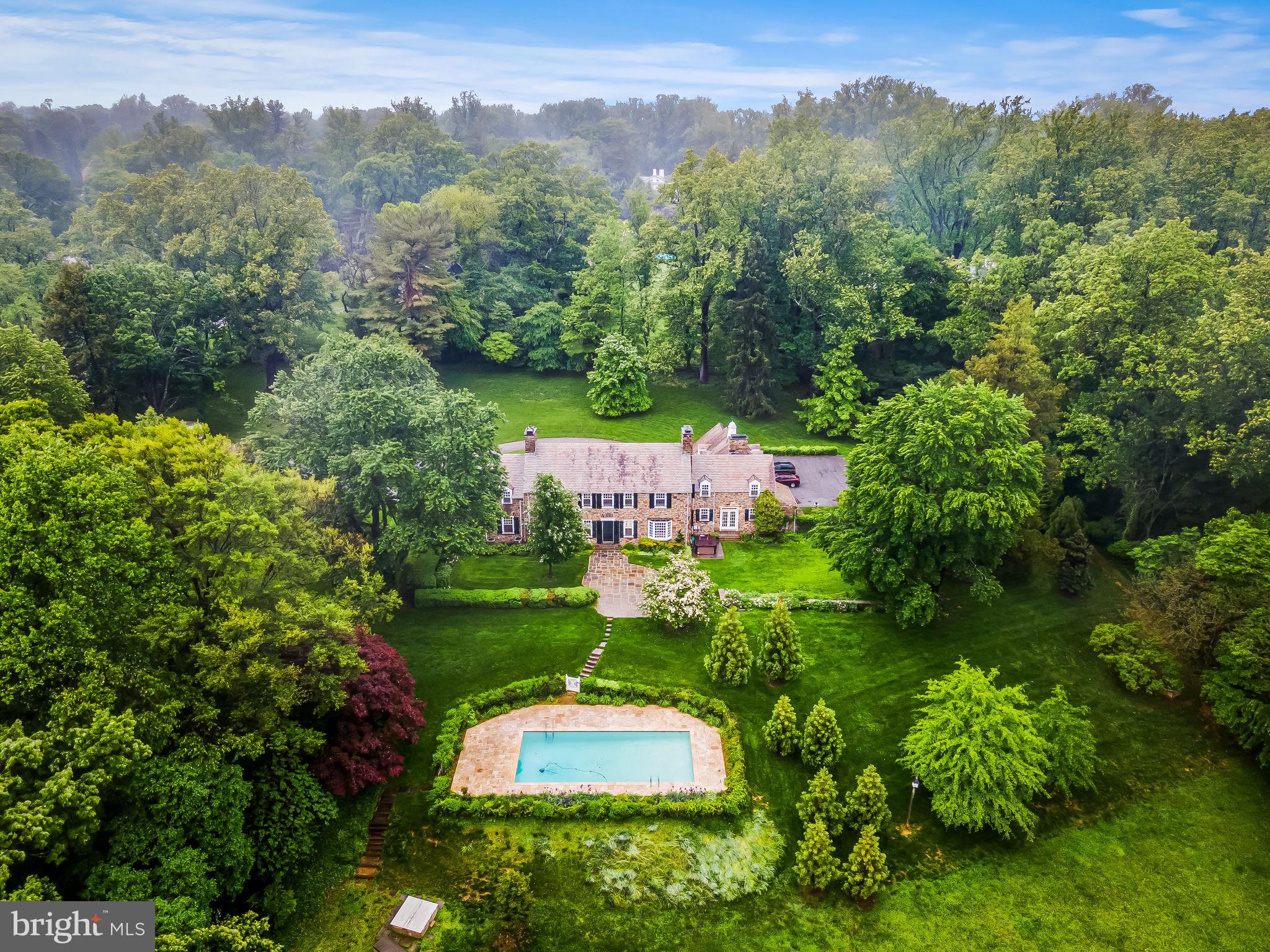 211 GOLF COURSE ROAD