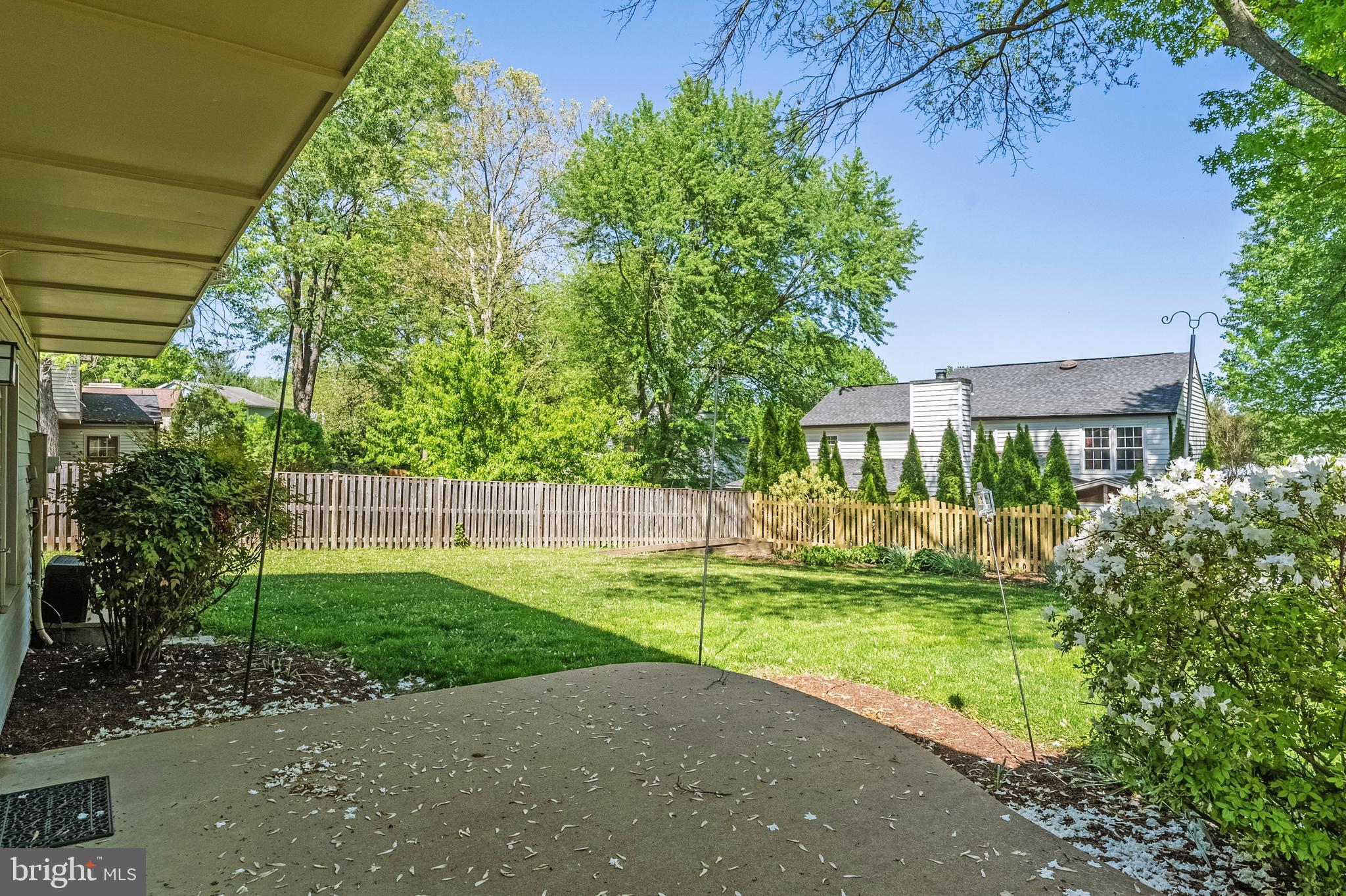 KINGSTON CHASE - Residential