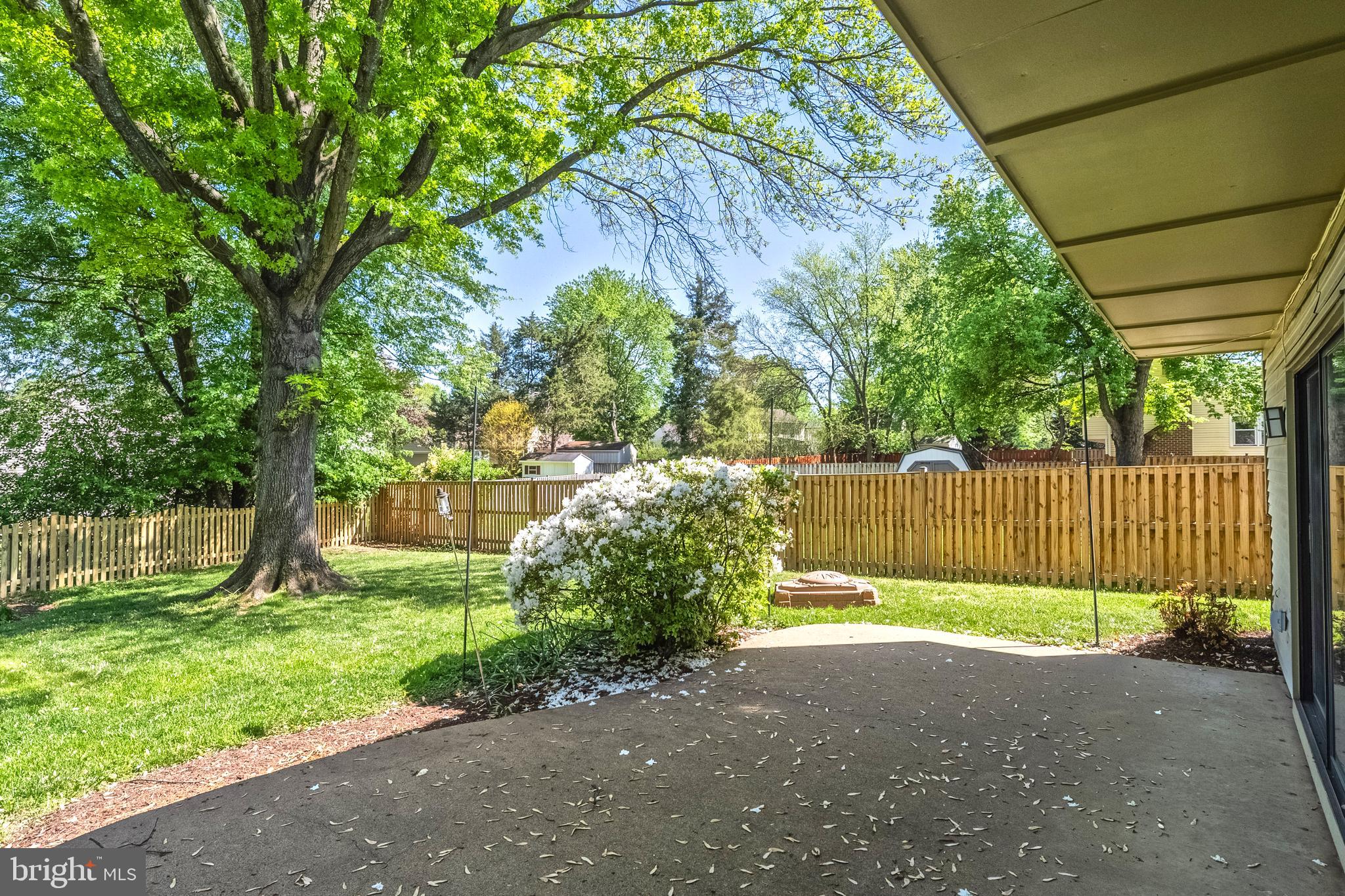 KINGSTON CHASE - Residential