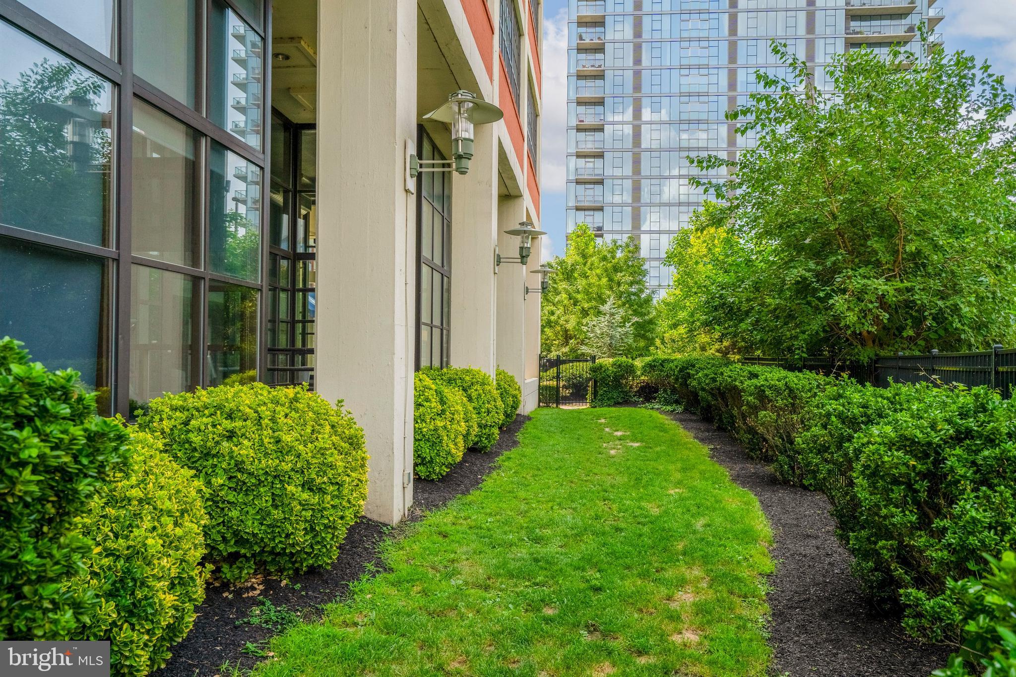 FITLER SQUARE - Residential Lease