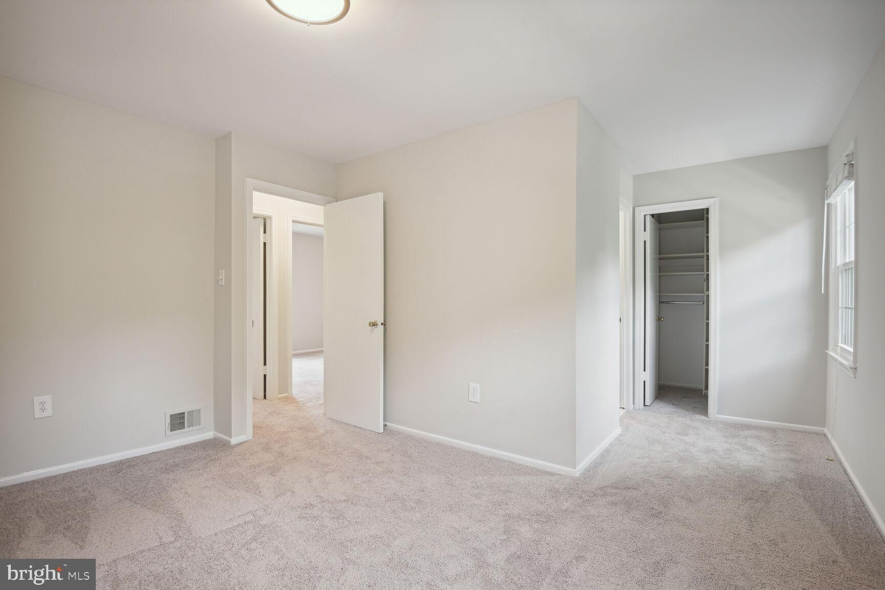 ROCKSHIRE TOWNHOMES - Residential