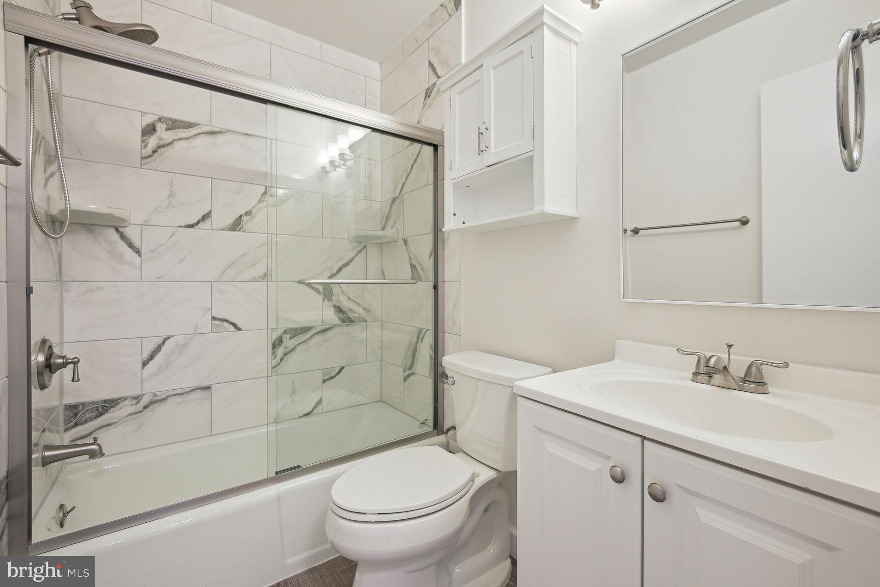 ROCKSHIRE TOWNHOMES - Residential