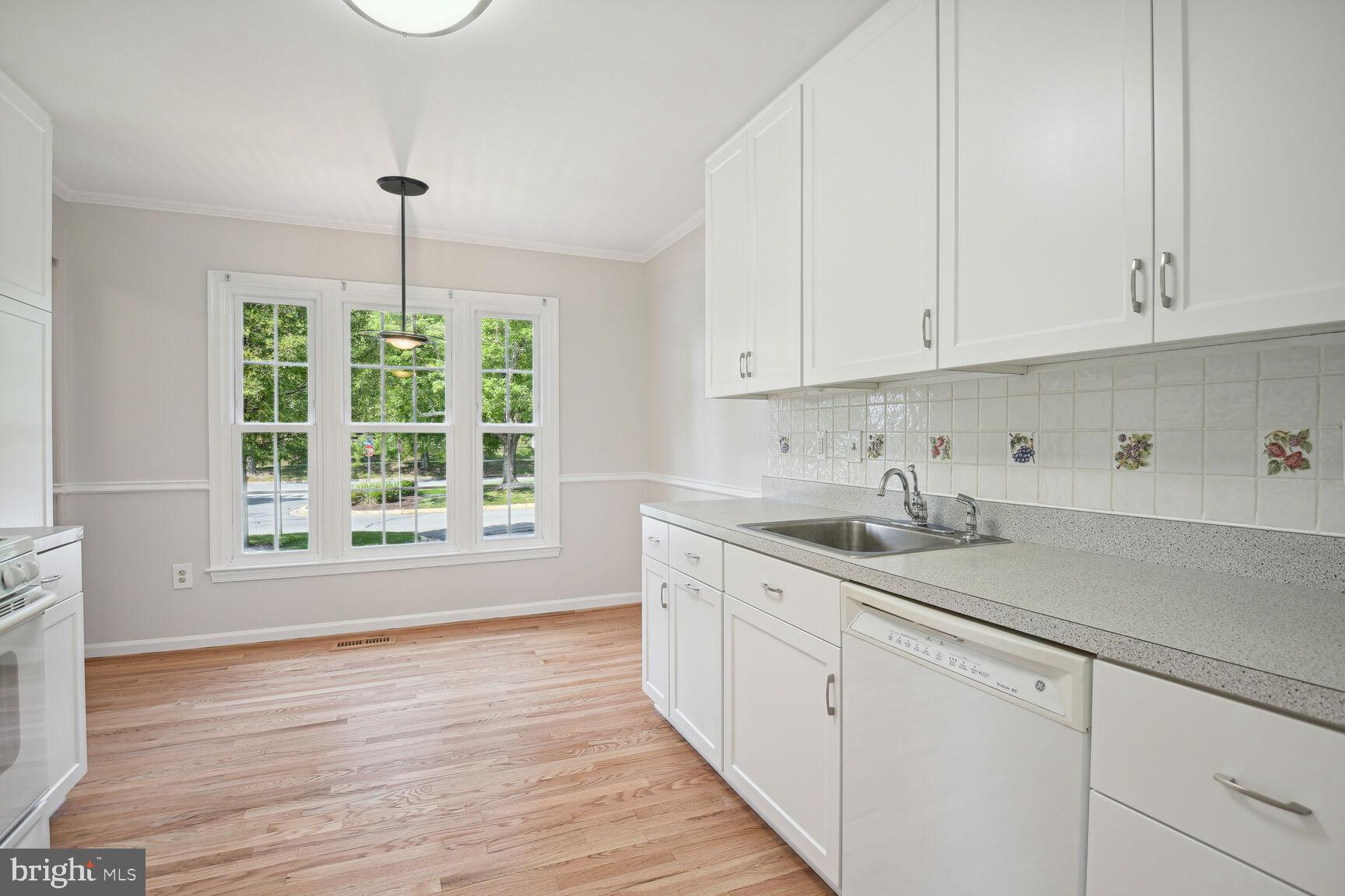 ROCKSHIRE TOWNHOMES - Residential