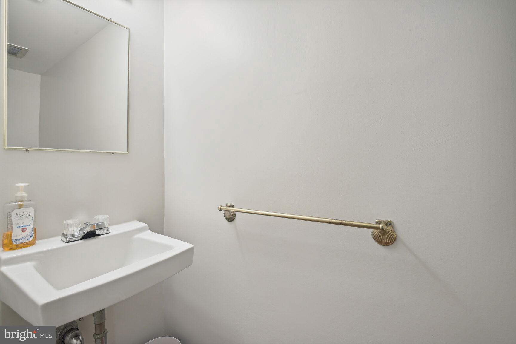 ROCKSHIRE TOWNHOMES - Residential