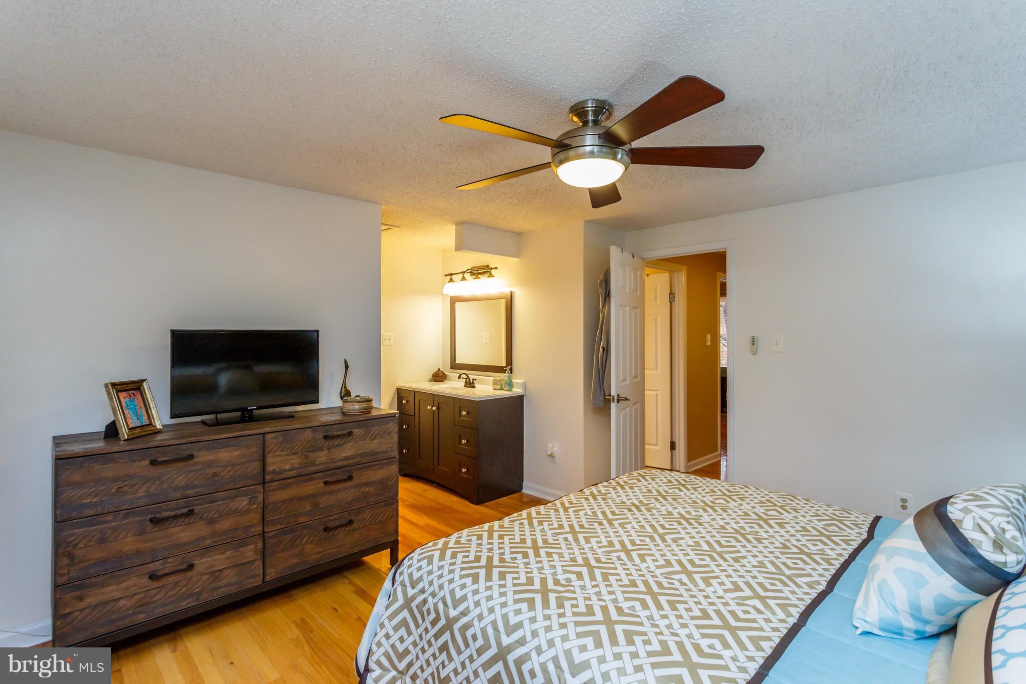 NEWINGTON FOREST - Residential Lease