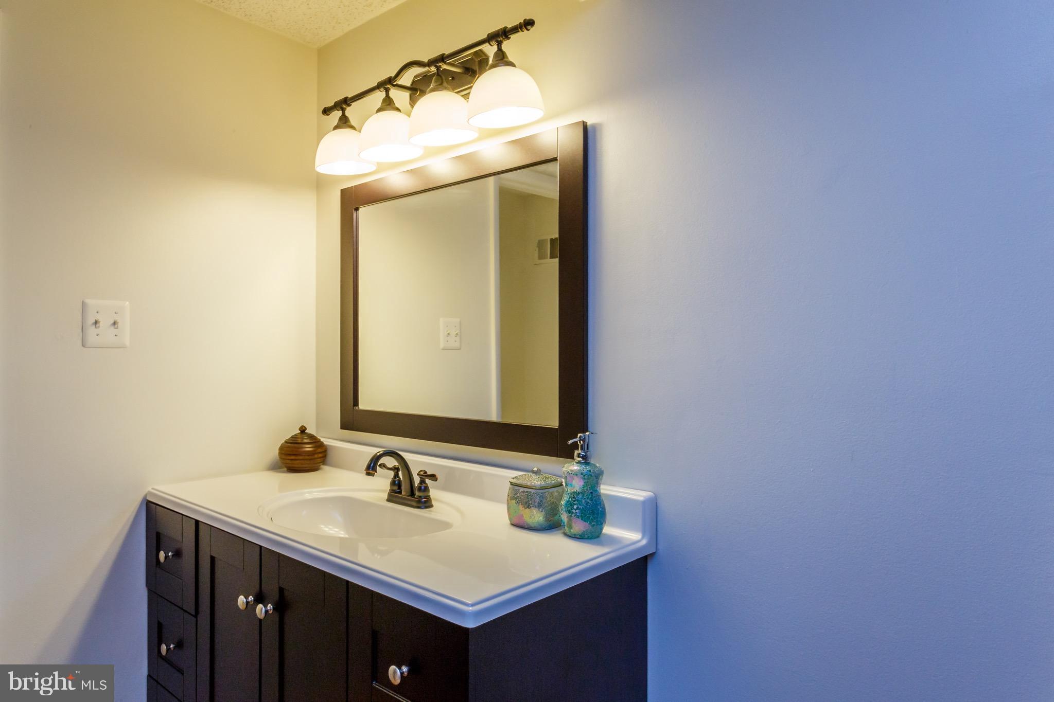 NEWINGTON FOREST - Residential Lease