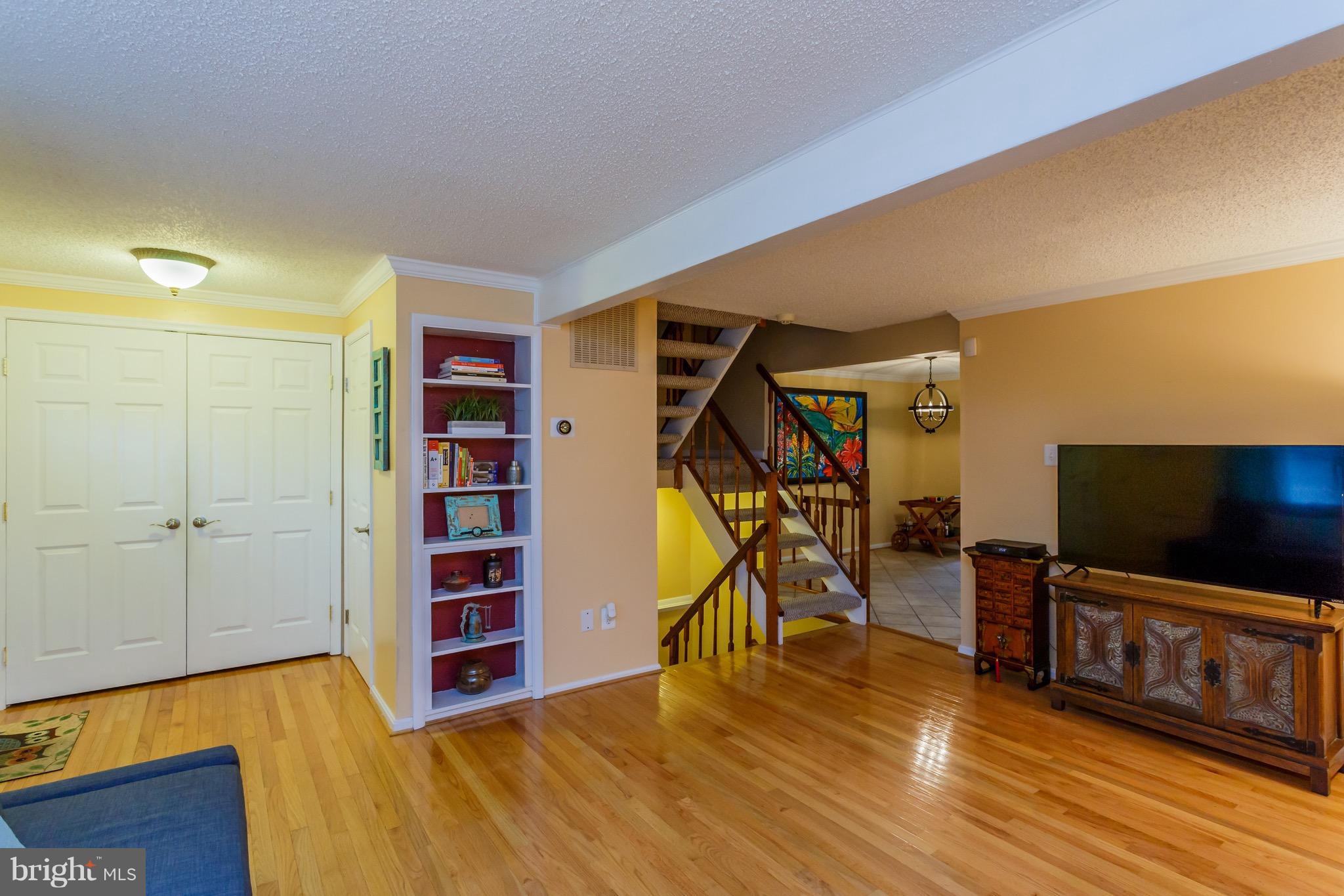 NEWINGTON FOREST - Residential Lease