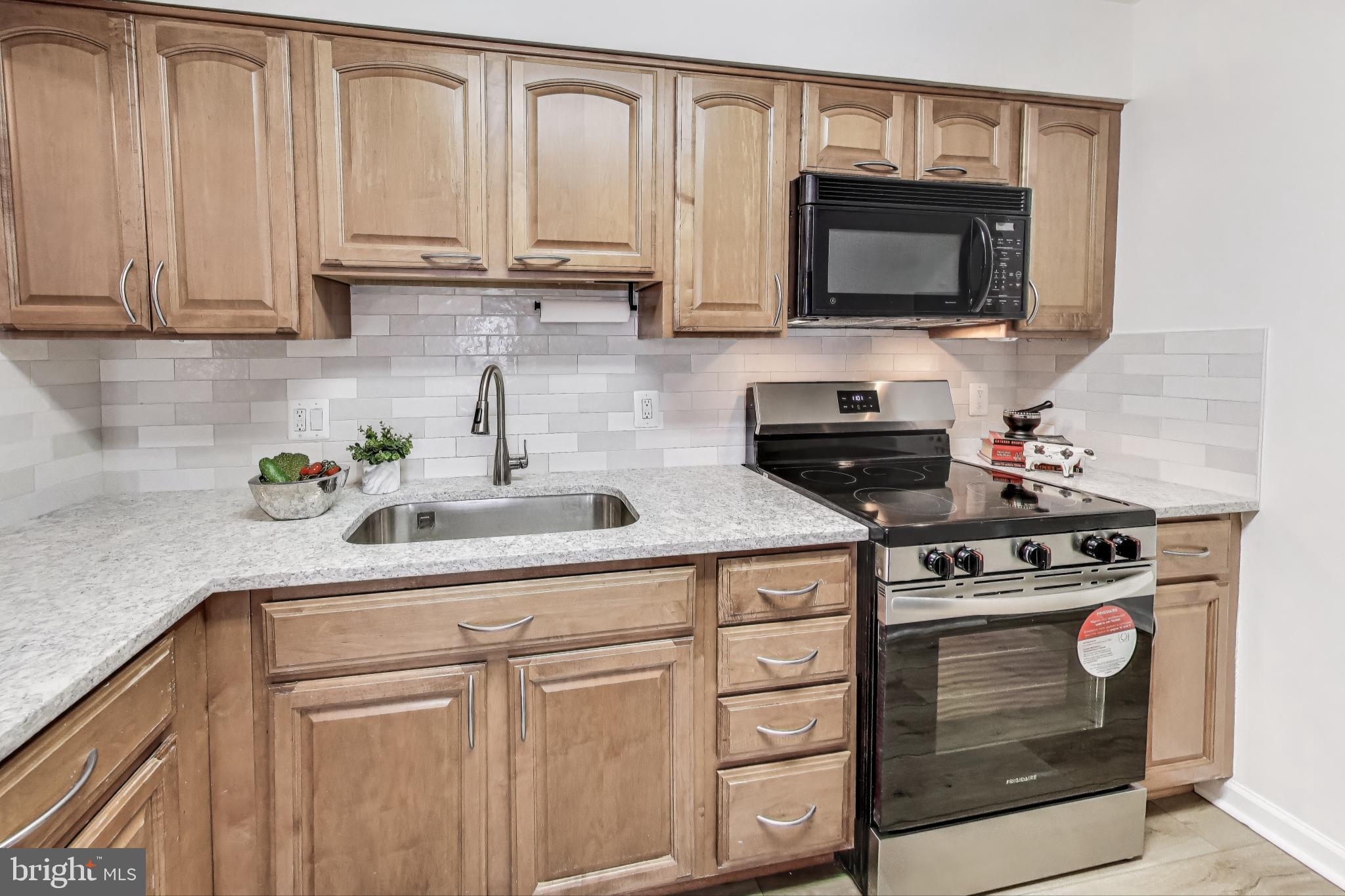 GABLES OF TUCKERMAN - Residential