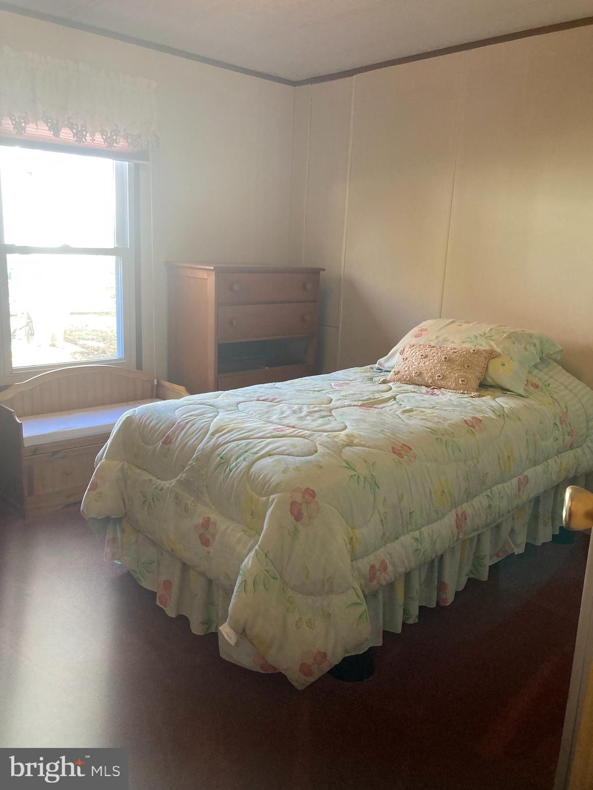 NESHAMINY FALLS - Residential