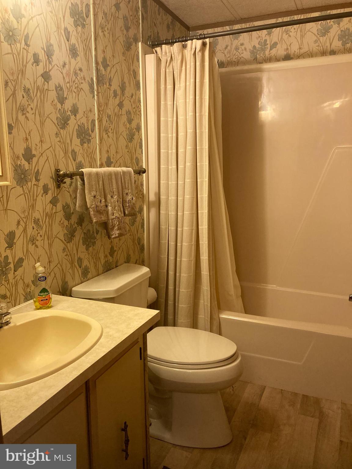 NESHAMINY FALLS - Residential