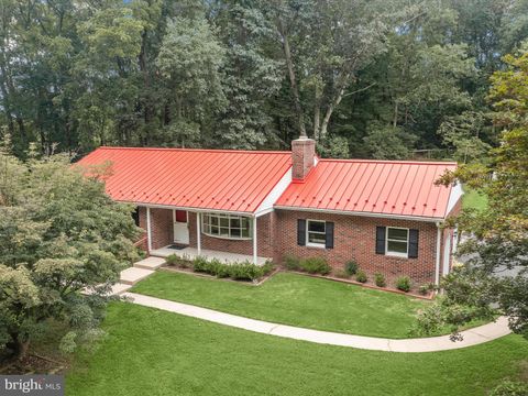 3158 SANDY HOOK ROAD STREET MD 21154