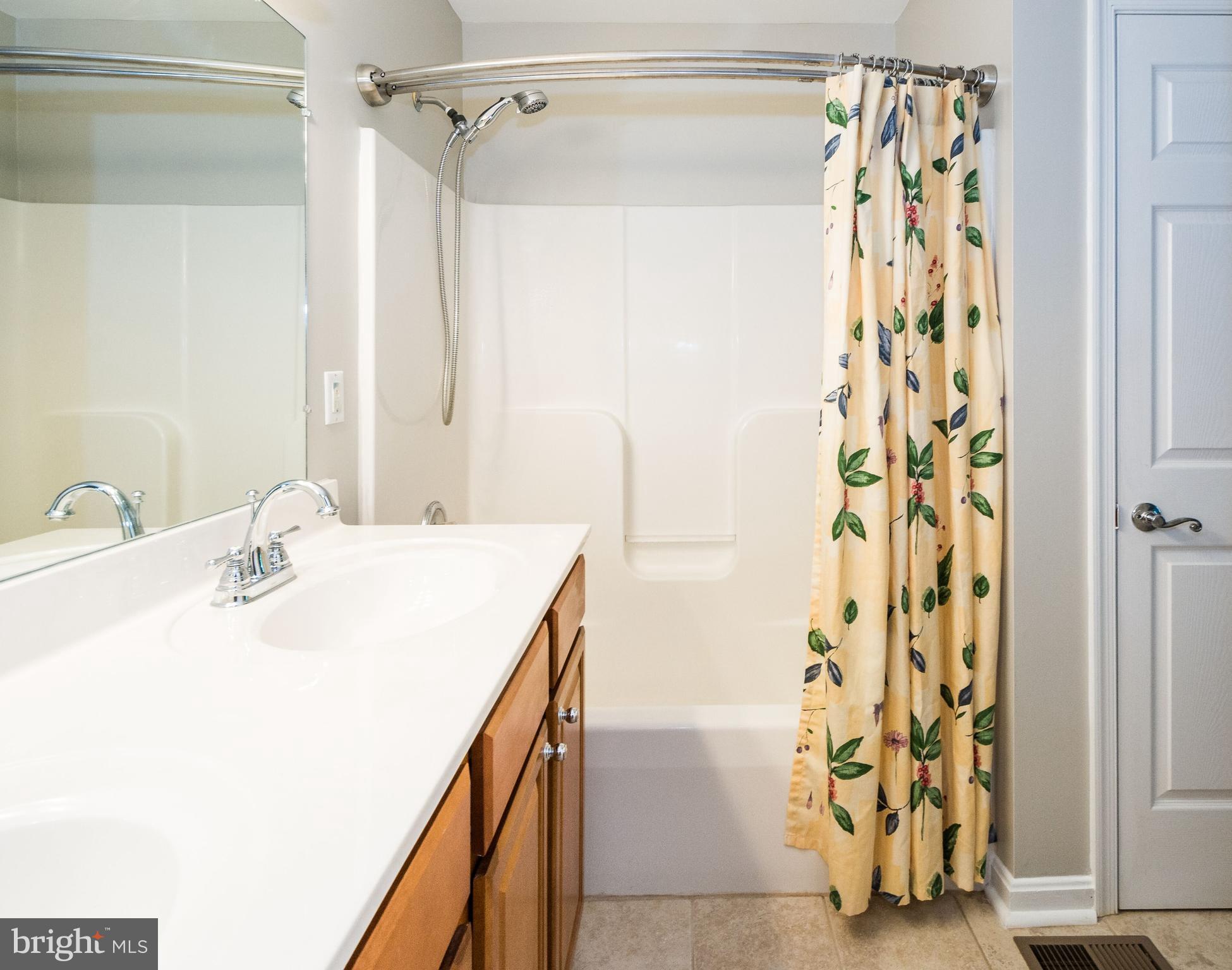 HICKORY OVERLOOK - Residential