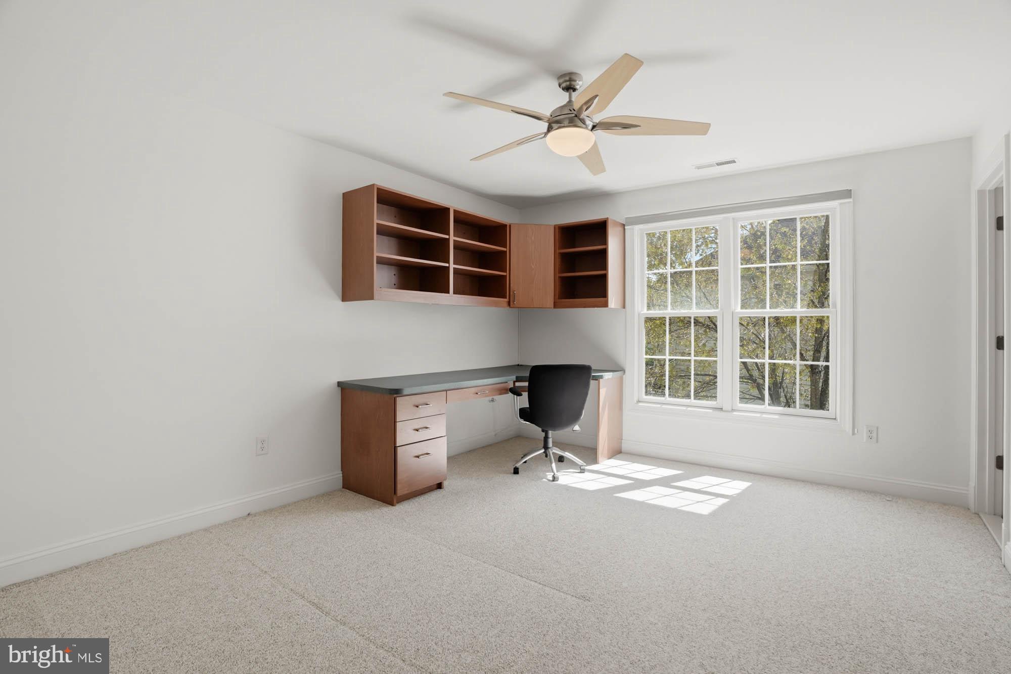 VILLAGE OF RIVER HILL - Residential