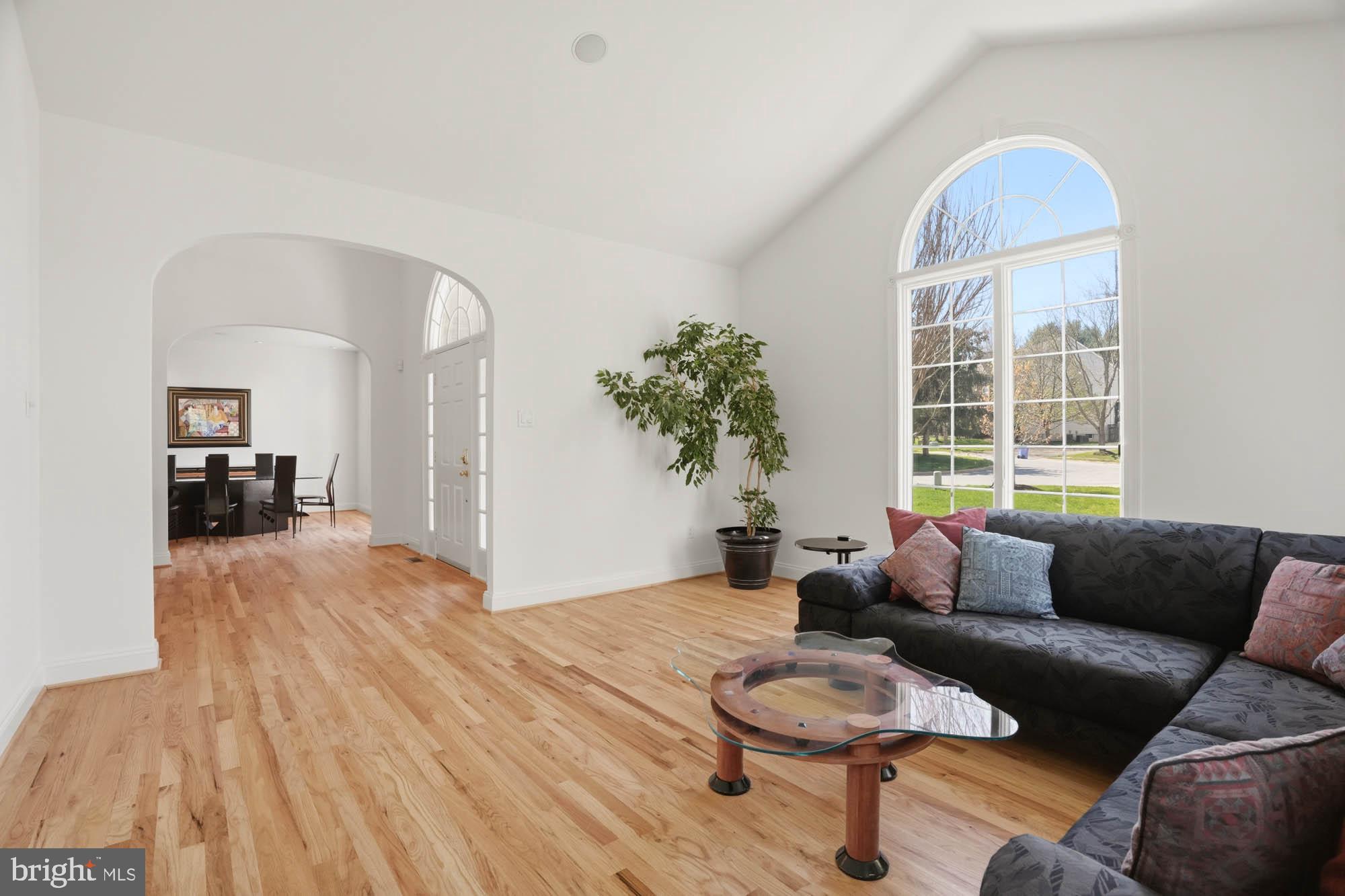 VILLAGE OF RIVER HILL - Residential