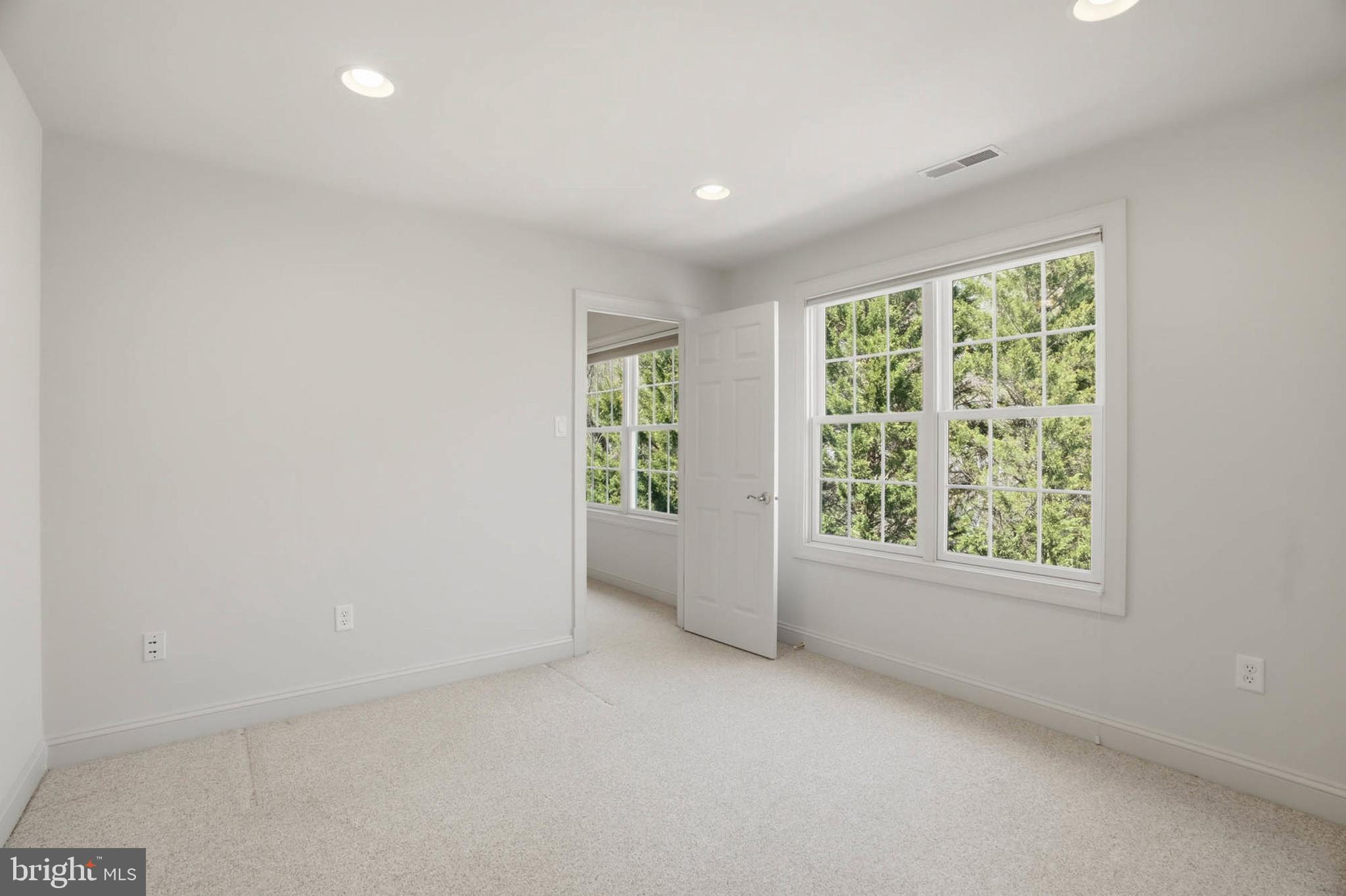 VILLAGE OF RIVER HILL - Residential