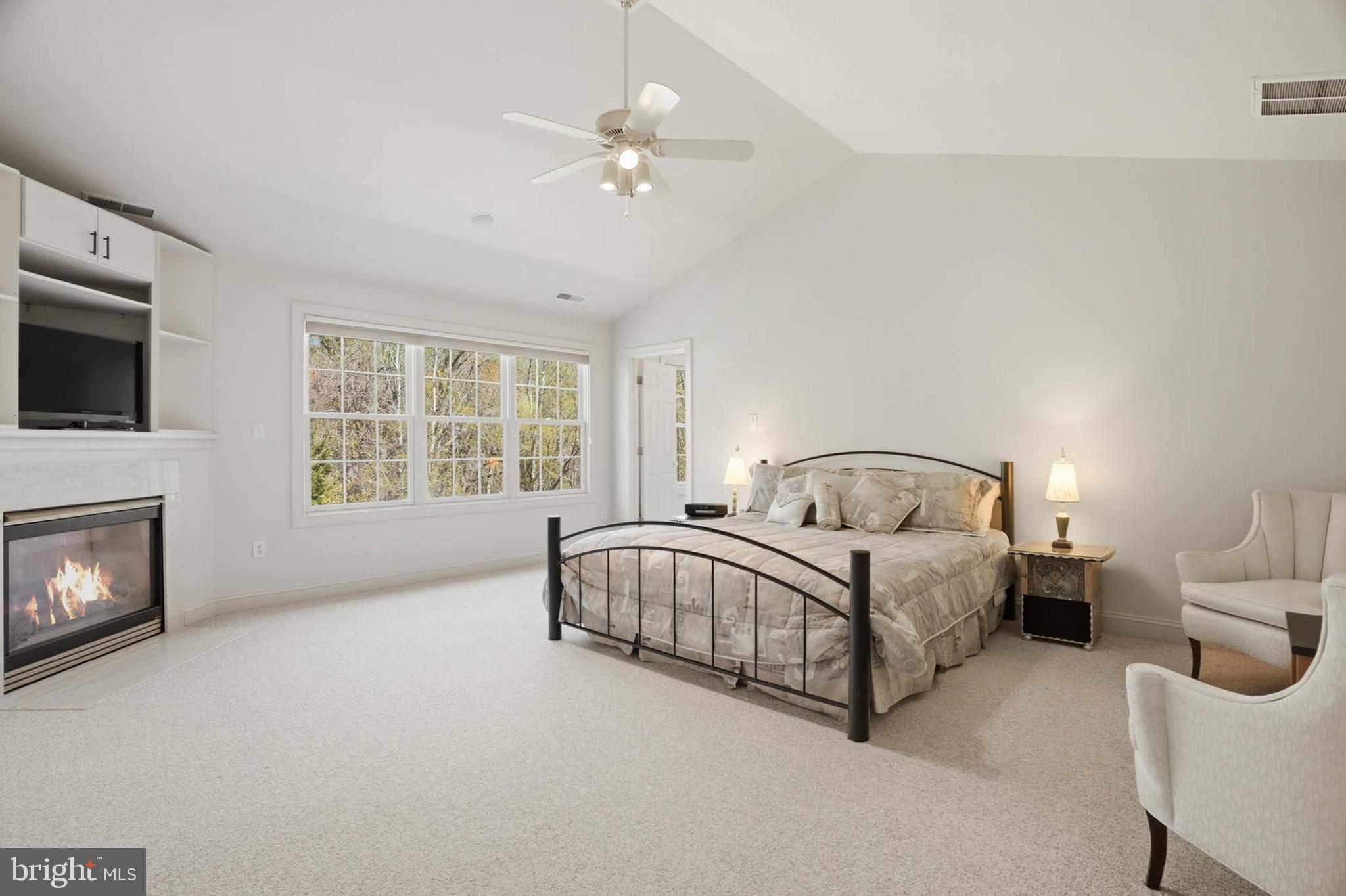 VILLAGE OF RIVER HILL - Residential