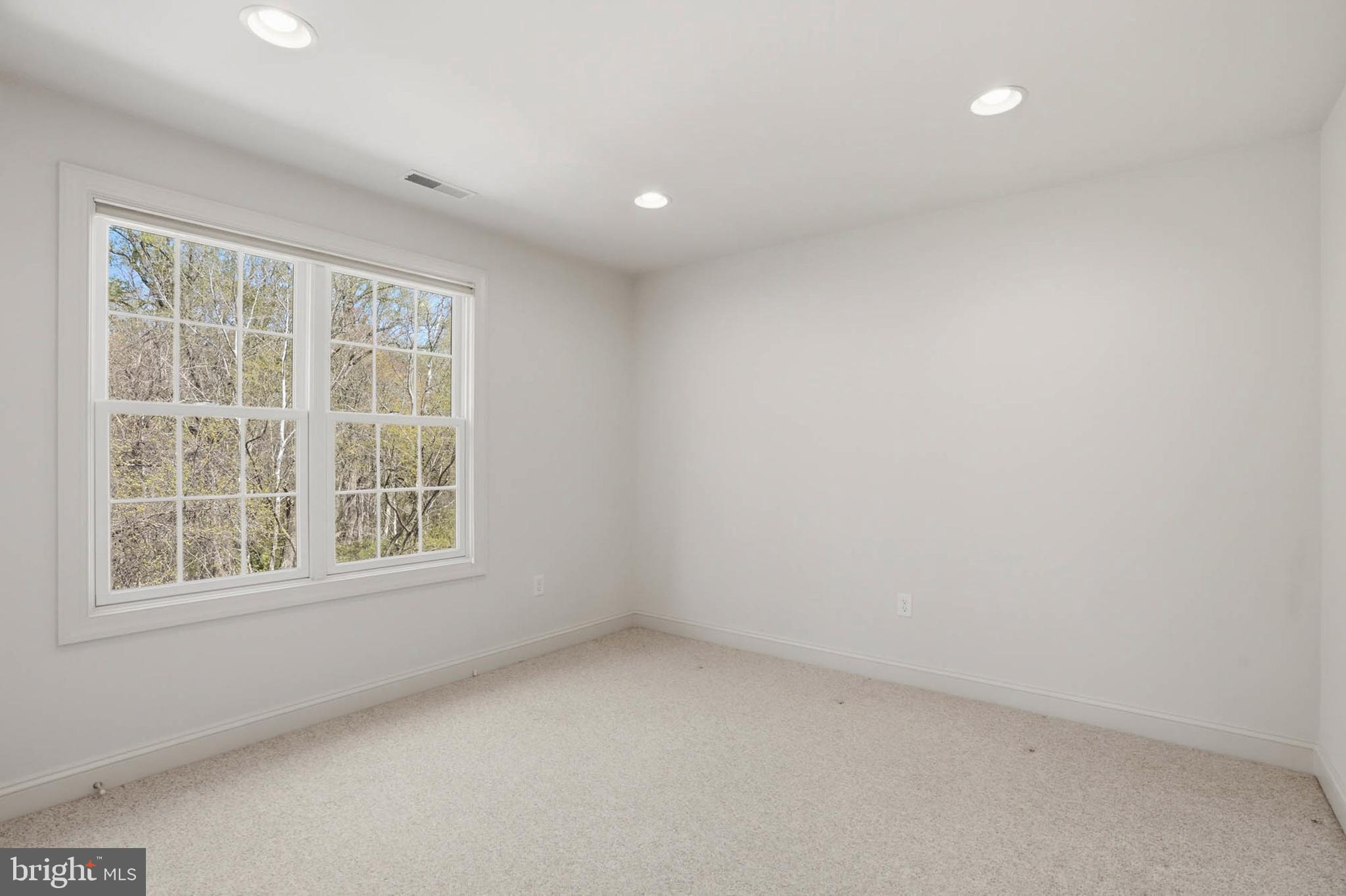 VILLAGE OF RIVER HILL - Residential