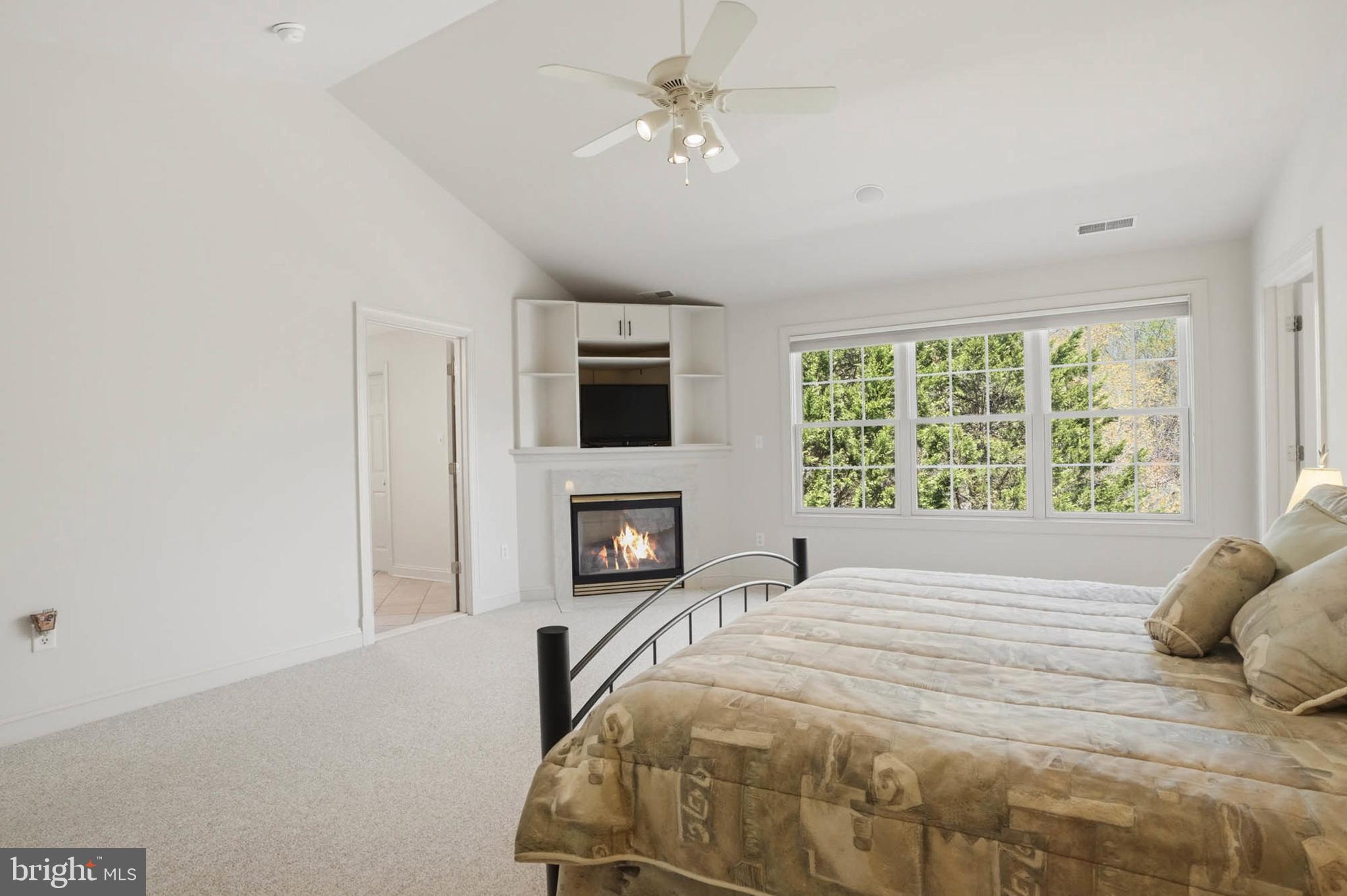 VILLAGE OF RIVER HILL - Residential